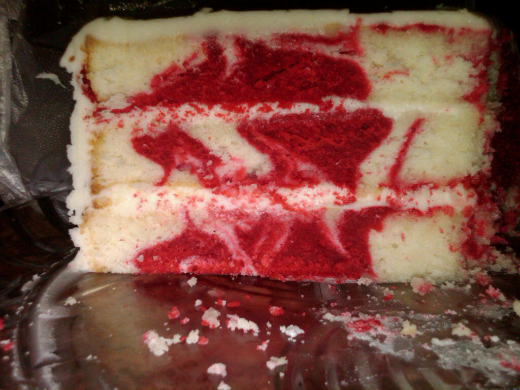 Yum - Husker cake! And it even looks like an "N"!