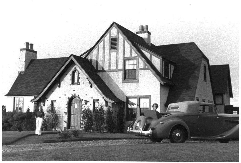 The Harry Bruno home, one of Carl Fisher's Montauk projects. Photo copyright Montauk Library.
