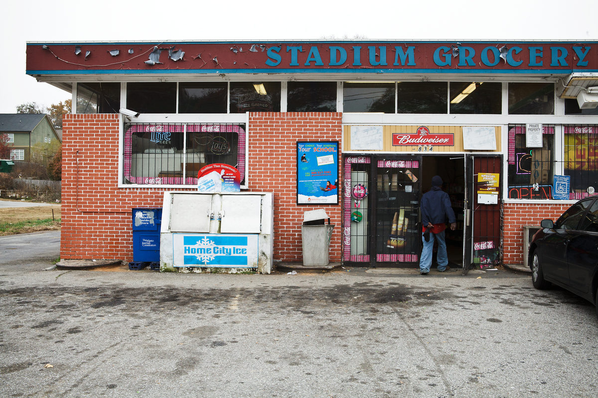 Will Stadium Grocery on Hank Aaron Drive get a new name?
