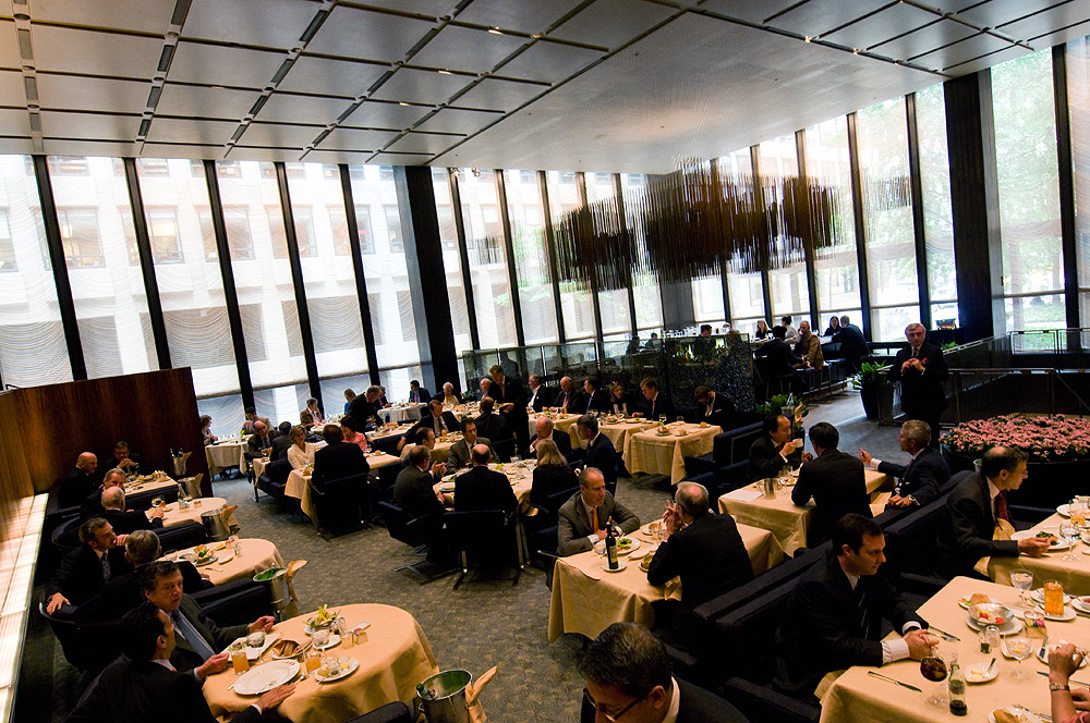 The grill room at the original Four Seasons