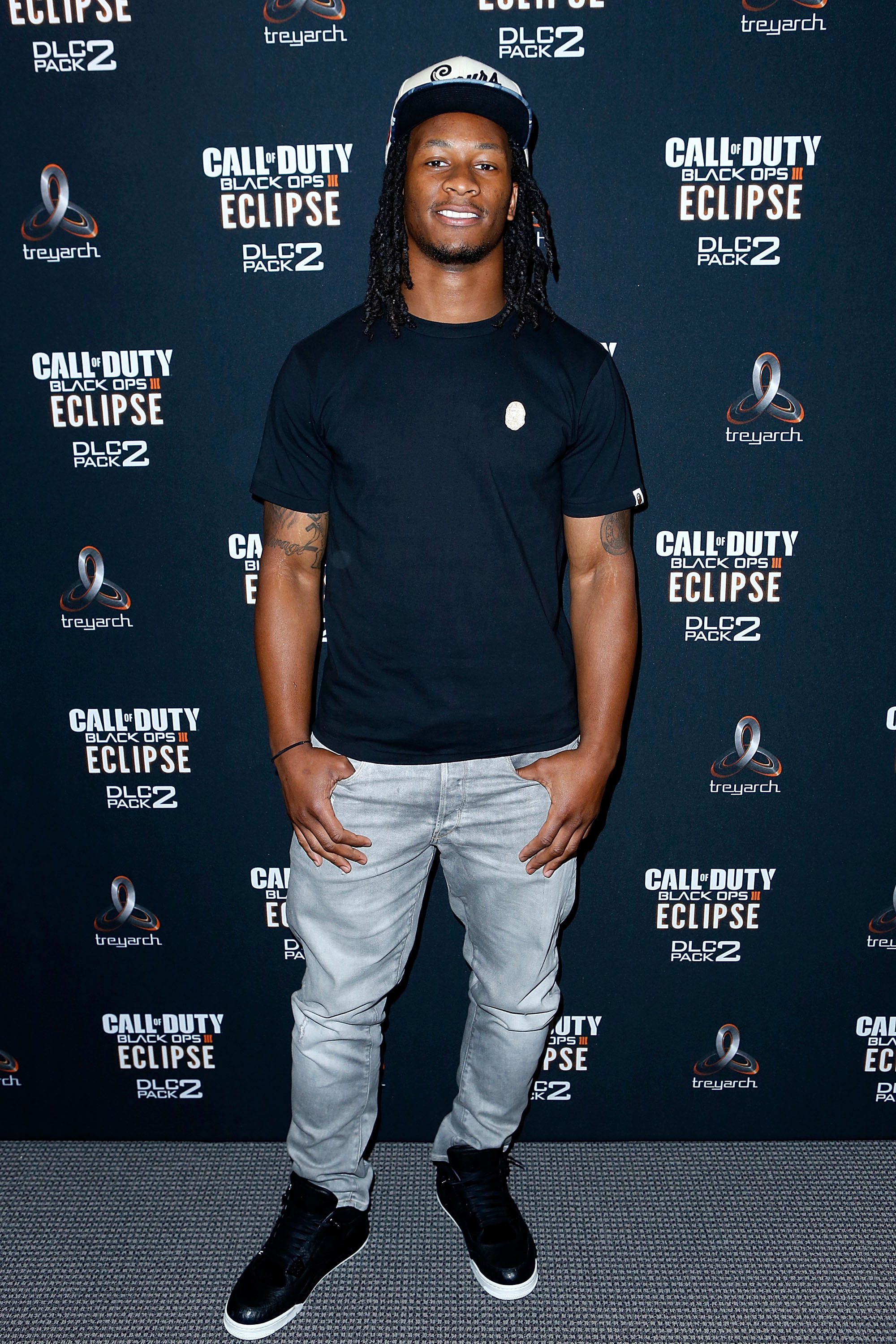 Los Angeles Rams Running Back Todd Gurley Goes Head-To-Hear Against New York Jets Running Back Matt Forte In Call Of Duty: Black Ops3 To Celebrate The Launch Of Eclipse DLC