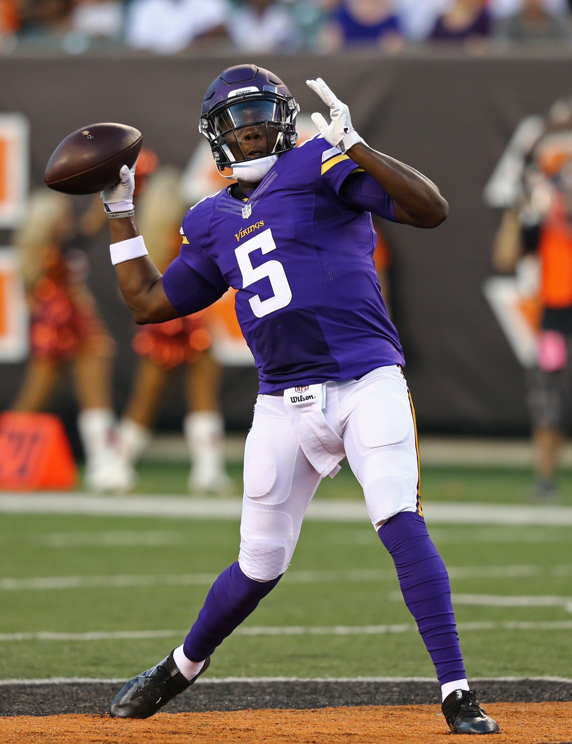 Teddy Bridgewater shuts up the Teddy Hater Army with this throw.