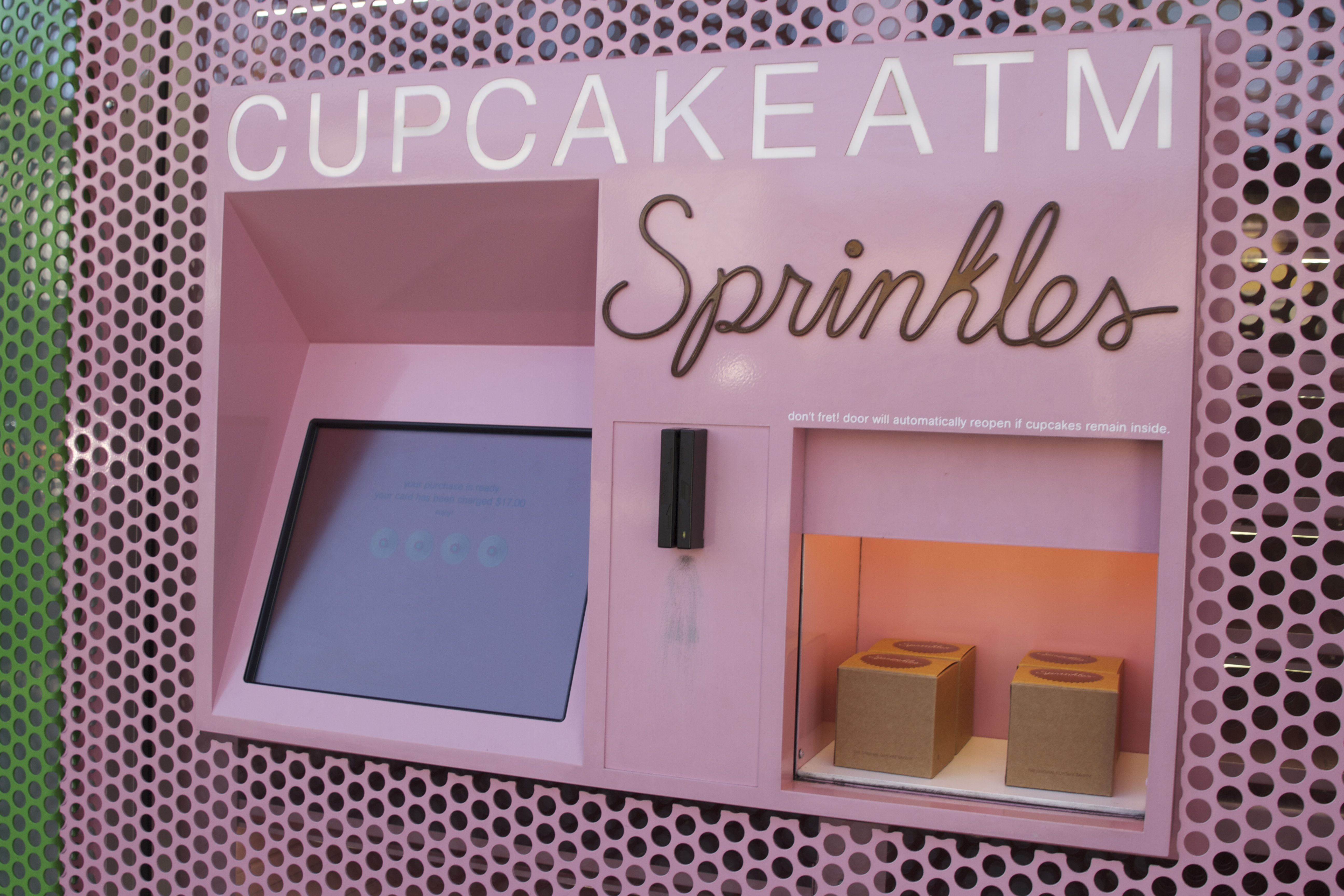 Sprinkles’ cupcake ATM