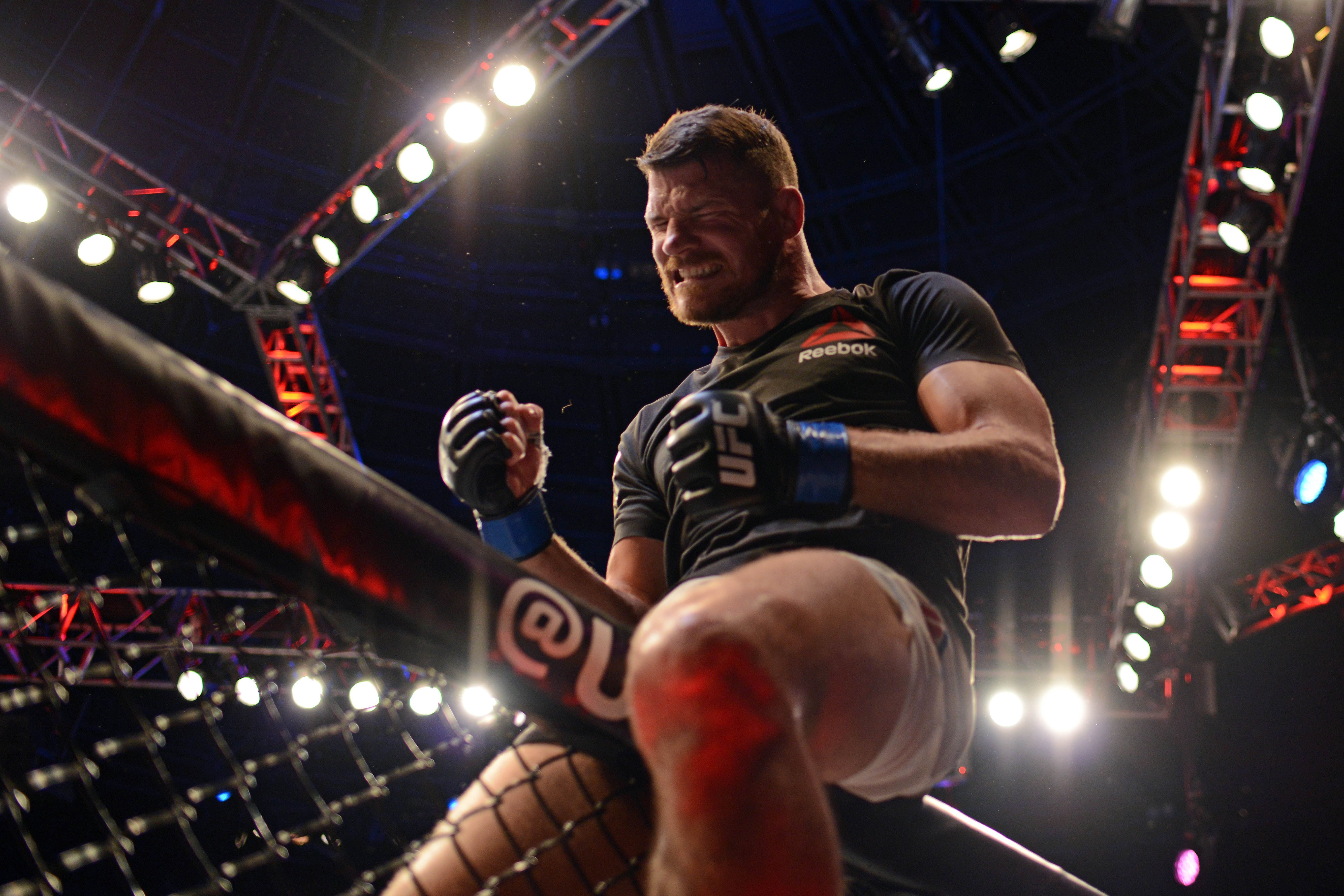 MMA: UFC 199-Bisping vs Rockhold