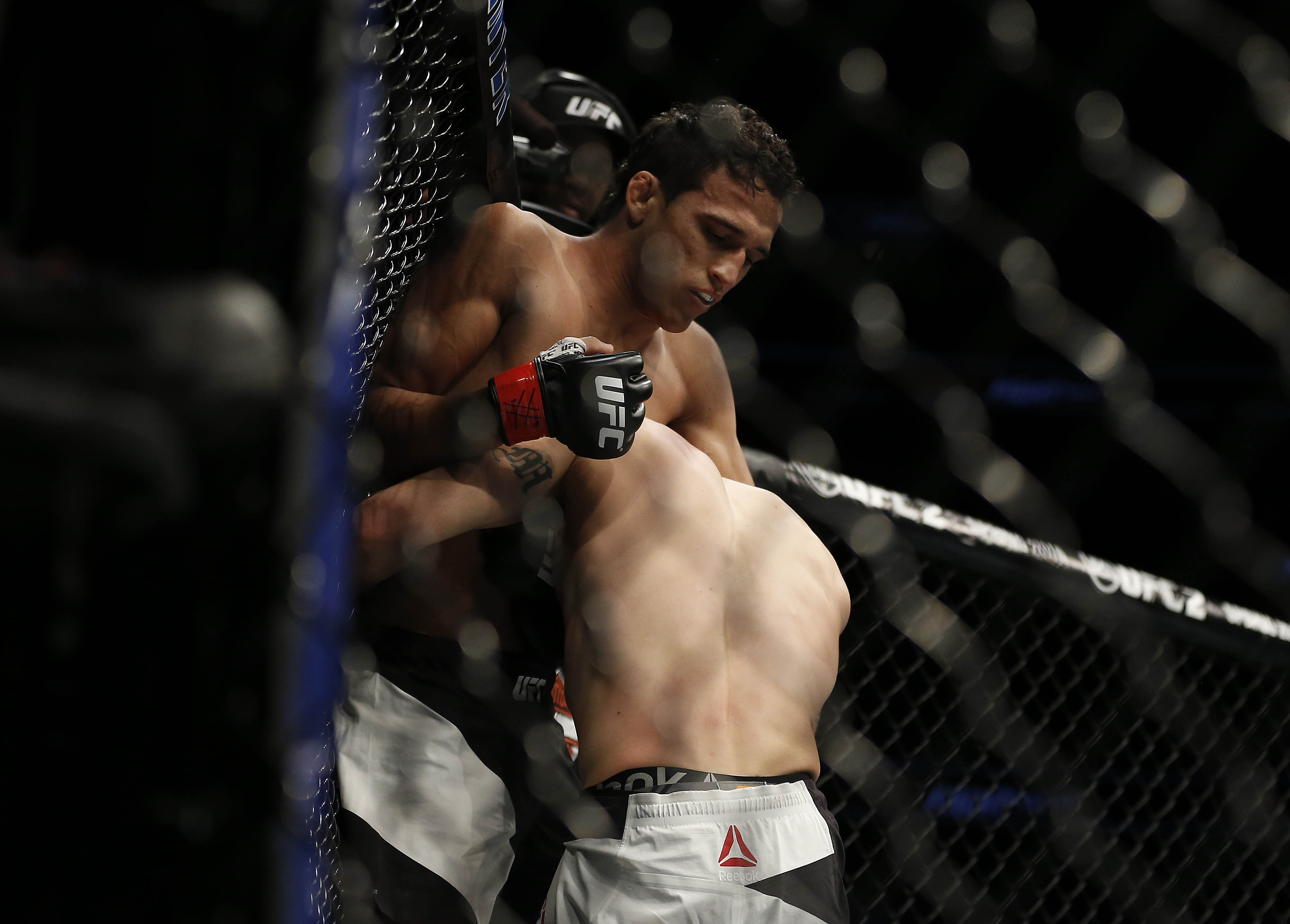 MMA: UFC Fight Night-Oliveira vs Jury
