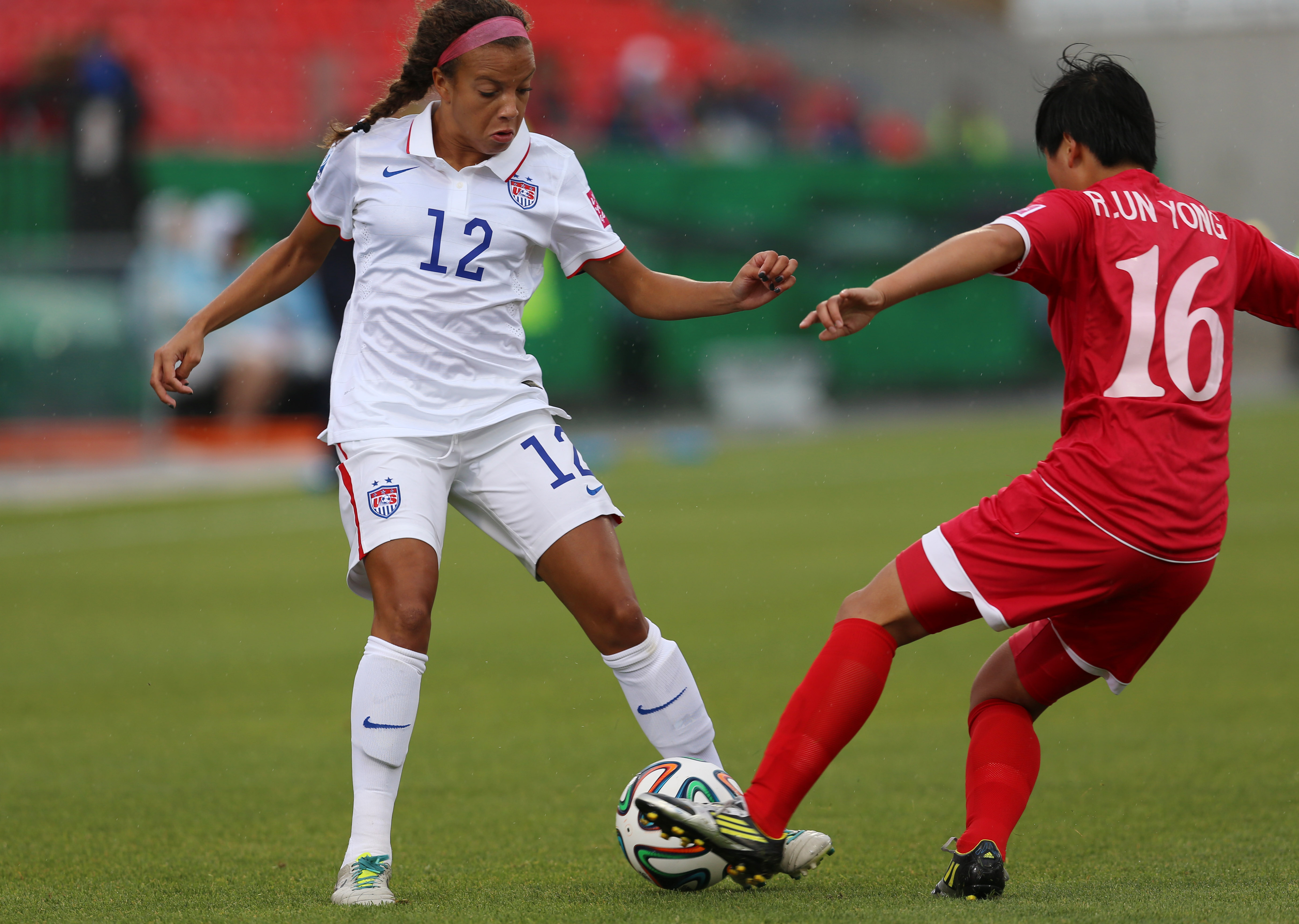 Korea DPR v USA: Quarter Final - FIFA U-20 Women's World Cup Canada 2014