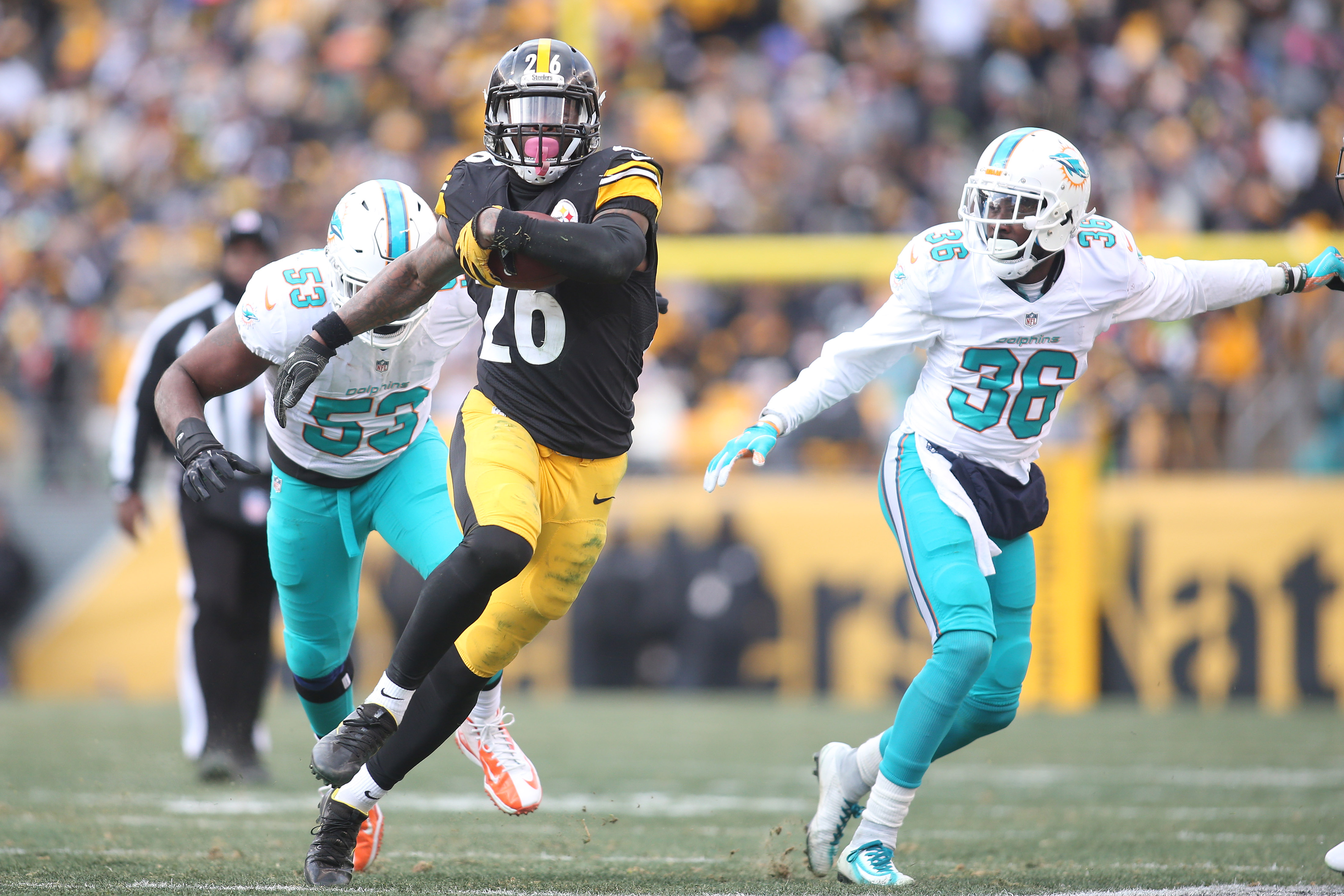 NFL: AFC Wild Card-Miami Dolphins at Pittsburgh Steelers
