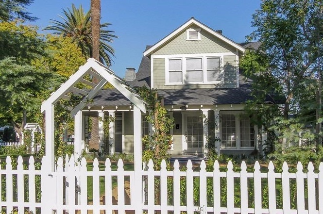 Pasadena house from front
