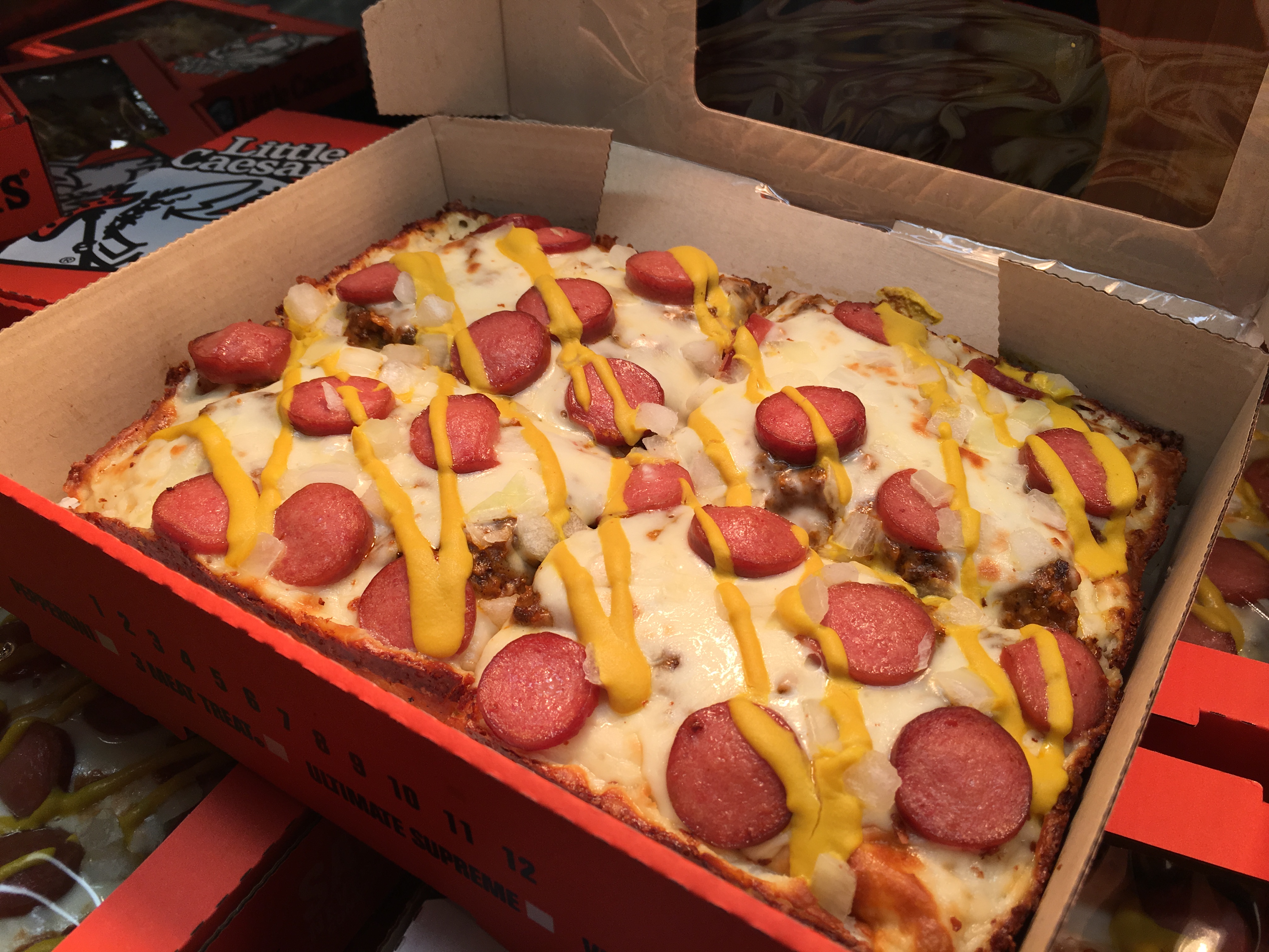 hot dogs with mustard square pizza