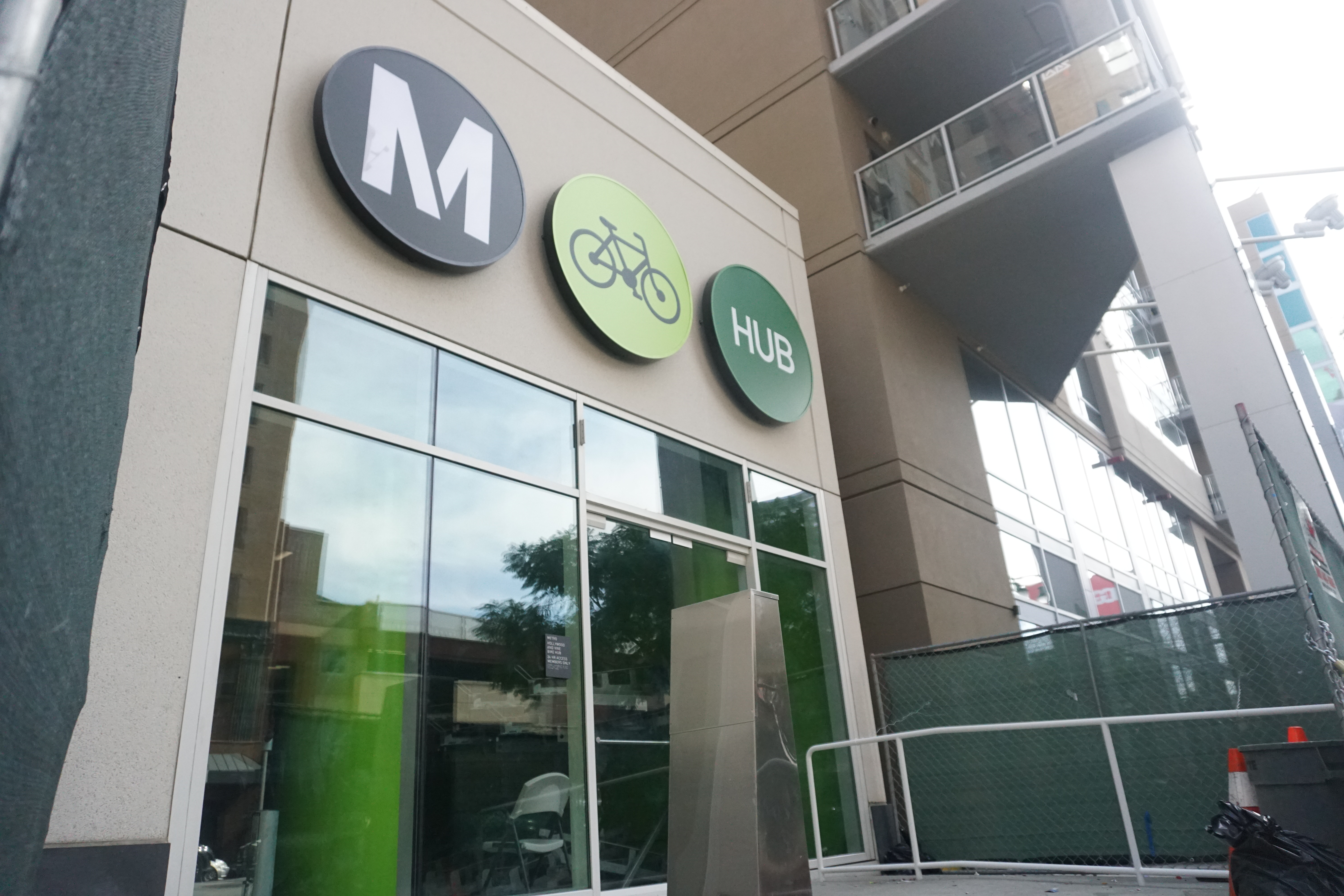 Metro bike hub