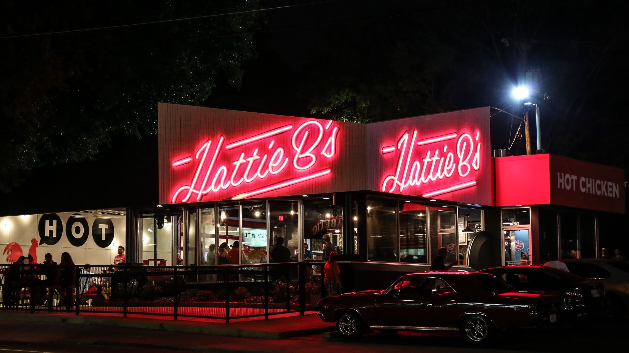 Exterior of Hattie B's in Nashville.
