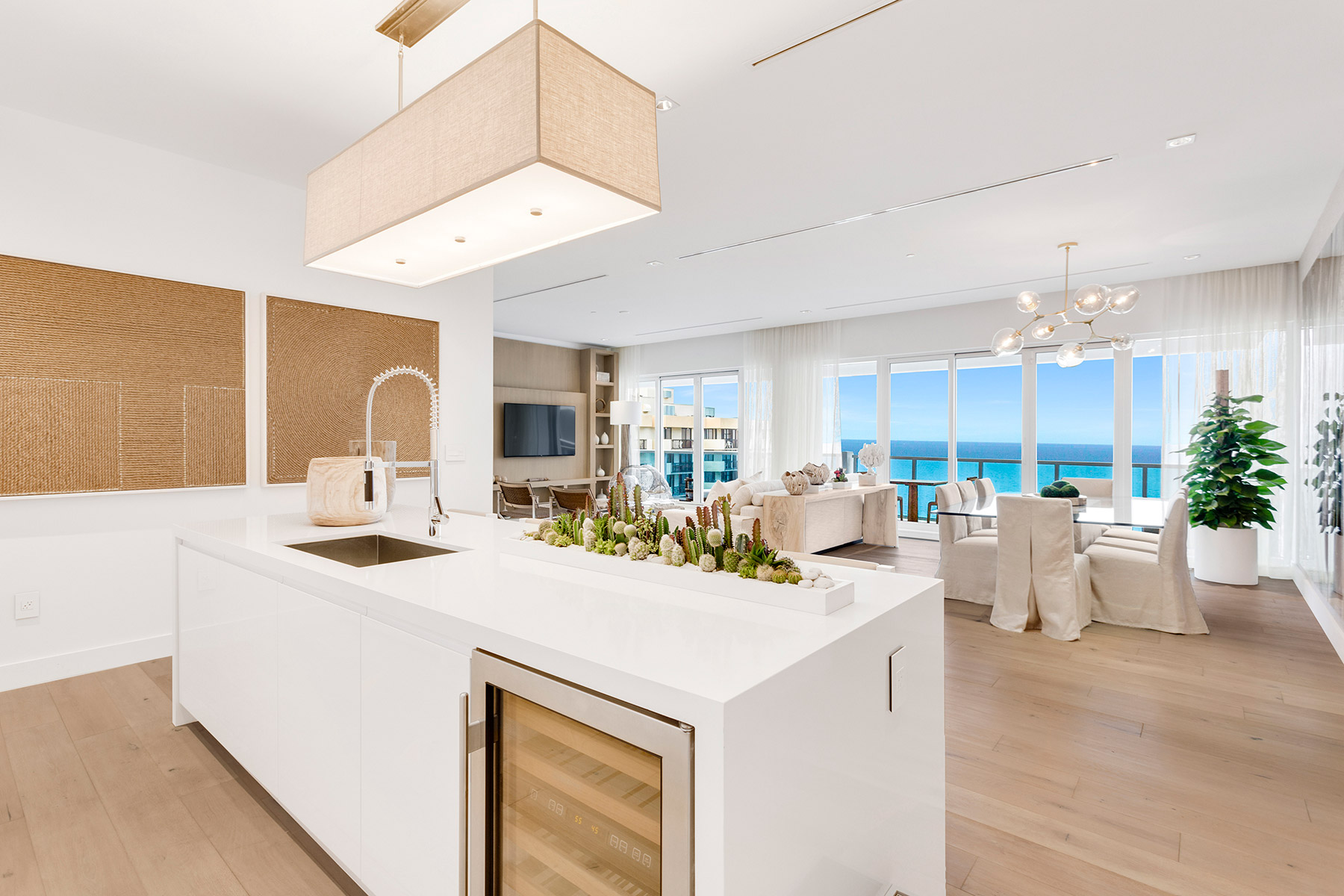 A 1 Hotel &amp; Homes penthouse kitchen overlooking the ocean