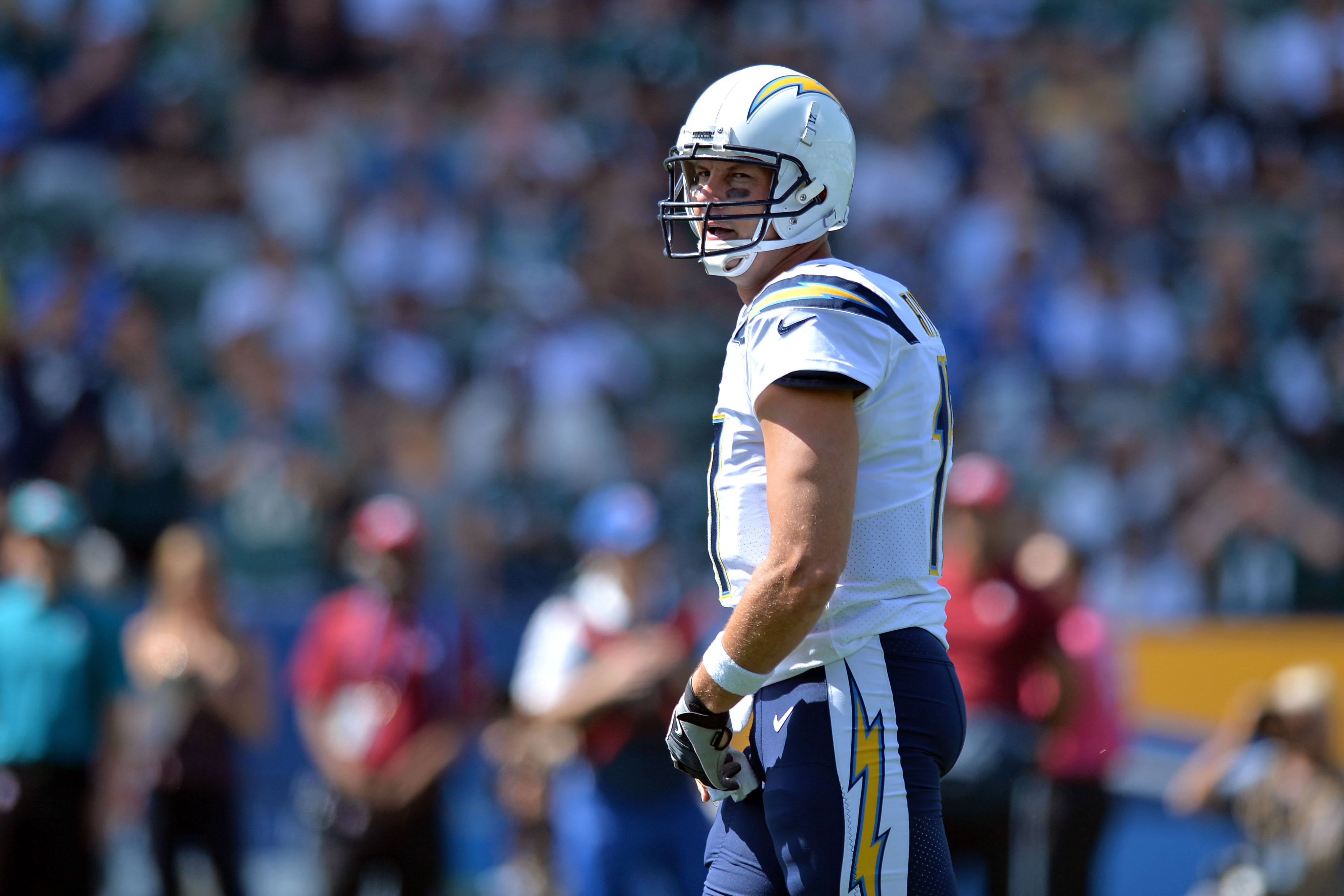 NFL: Philadelphia Eagles at Los Angeles Chargers