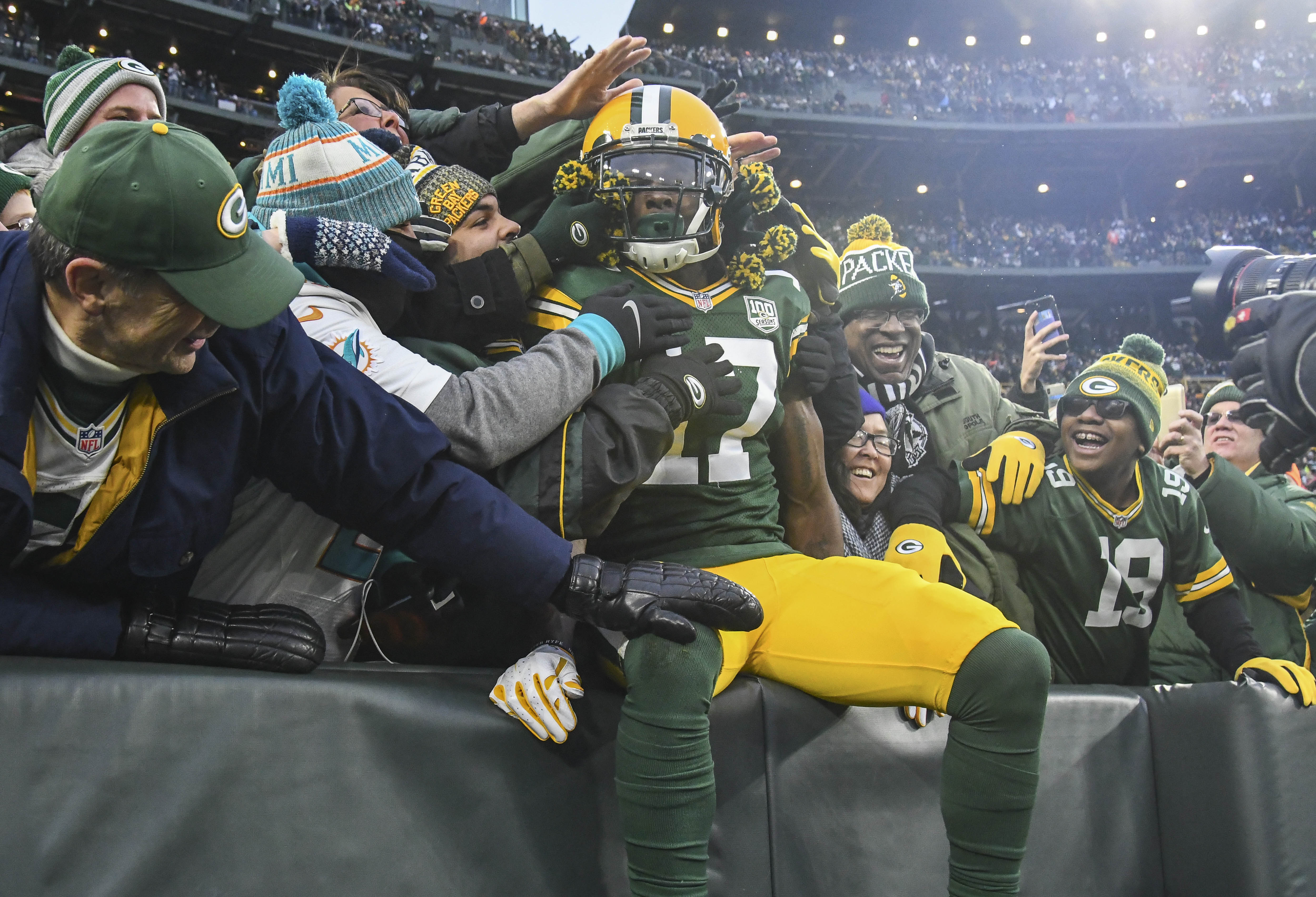 NFL: Miami Dolphins at Green Bay Packers