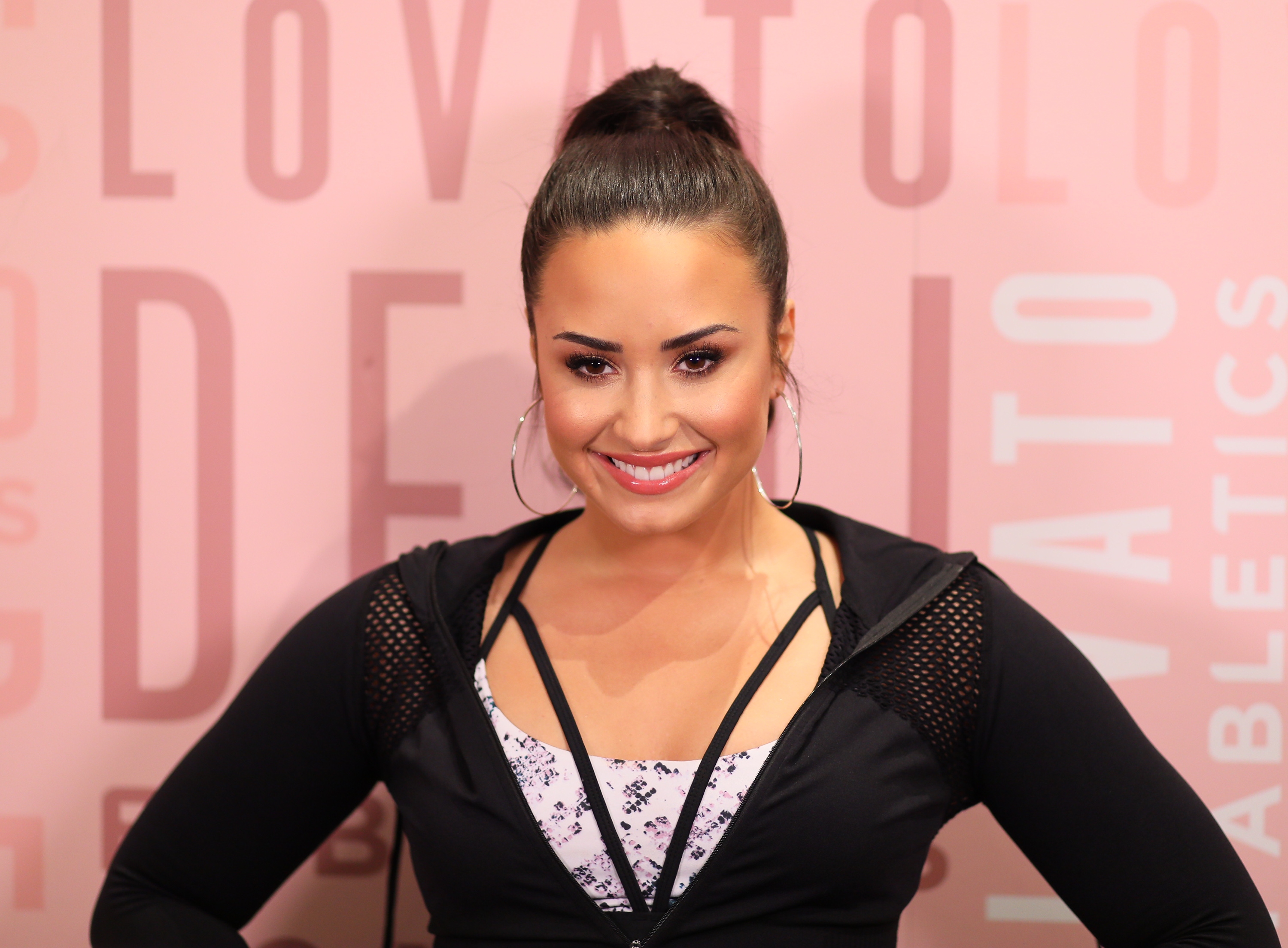 Demi Lovato Visits Fabletics At Del Amo Fashion Center - Arrivals