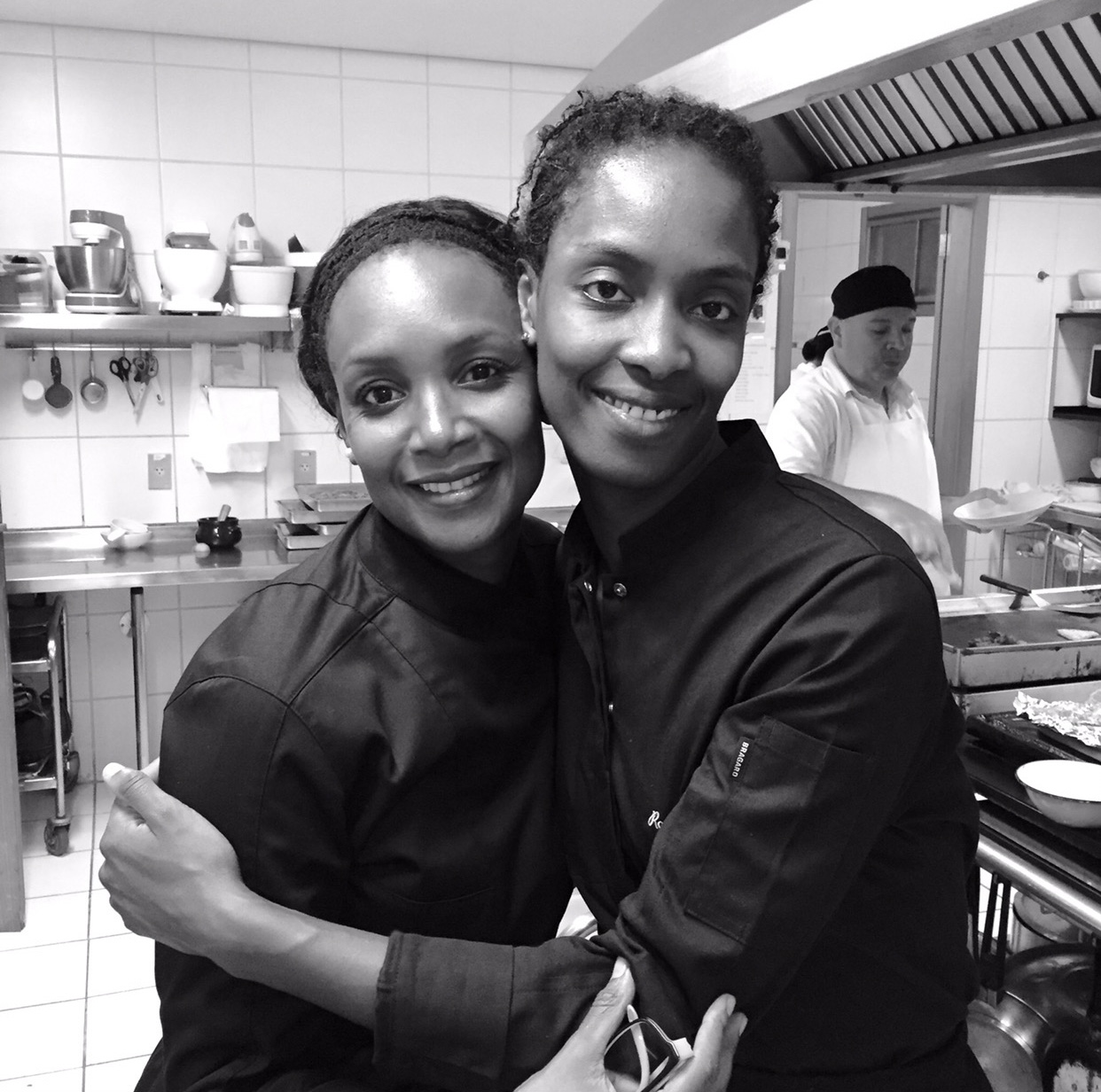 Le French restaurant owners Aminata Dia, left, and her sister Rougui Dia.