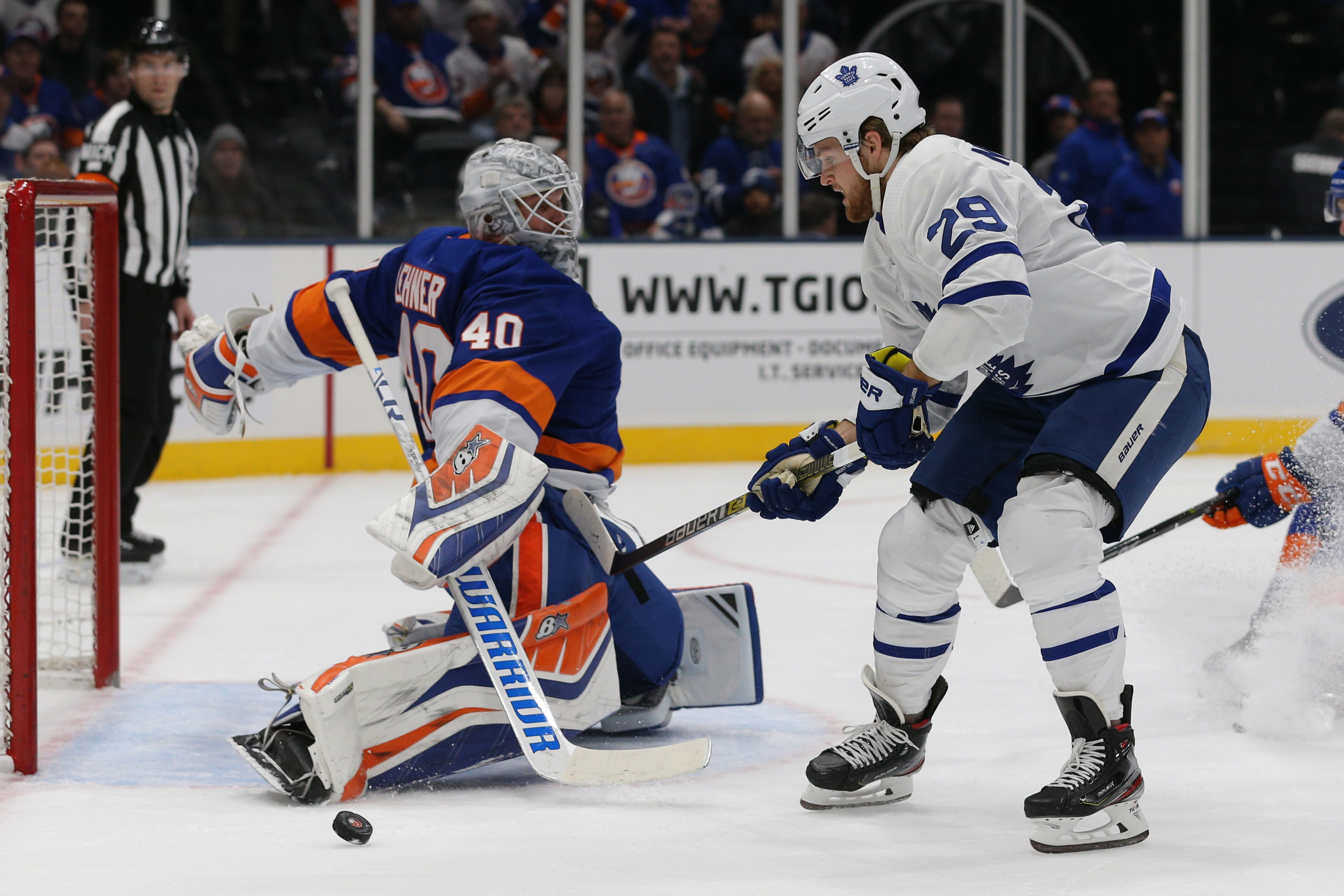 NHL: Toronto Maple Leafs at New York Islanders