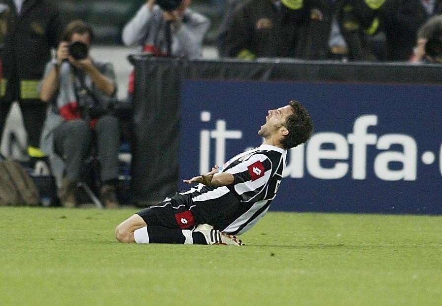 Del Piero Of Juventus Celebrates Goal