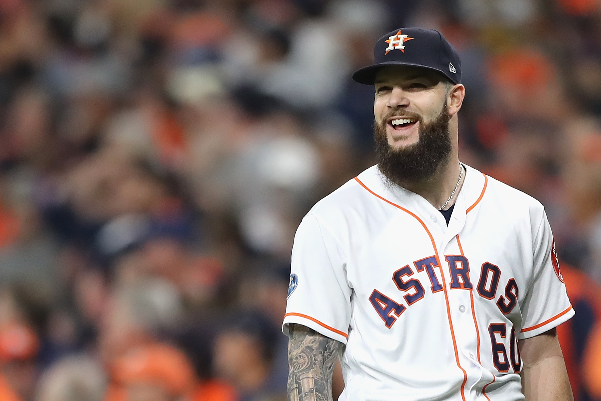 Yankees are reportedly among six suitors for free-agent former Cy Young Award winner Dallas Keuchel.