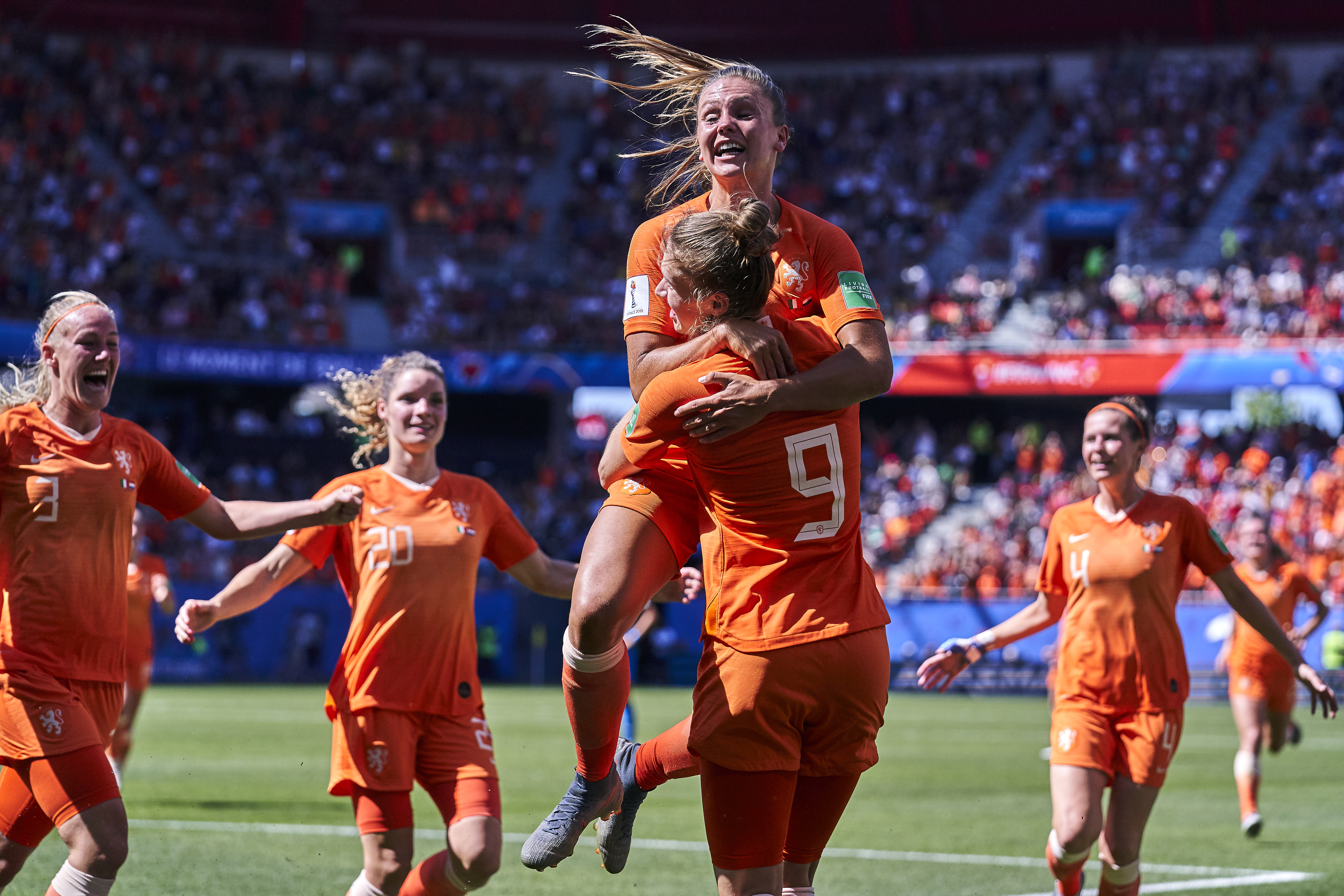 Italy v Netherlands: Quarter Final - 2019 FIFA Women’s World Cup France