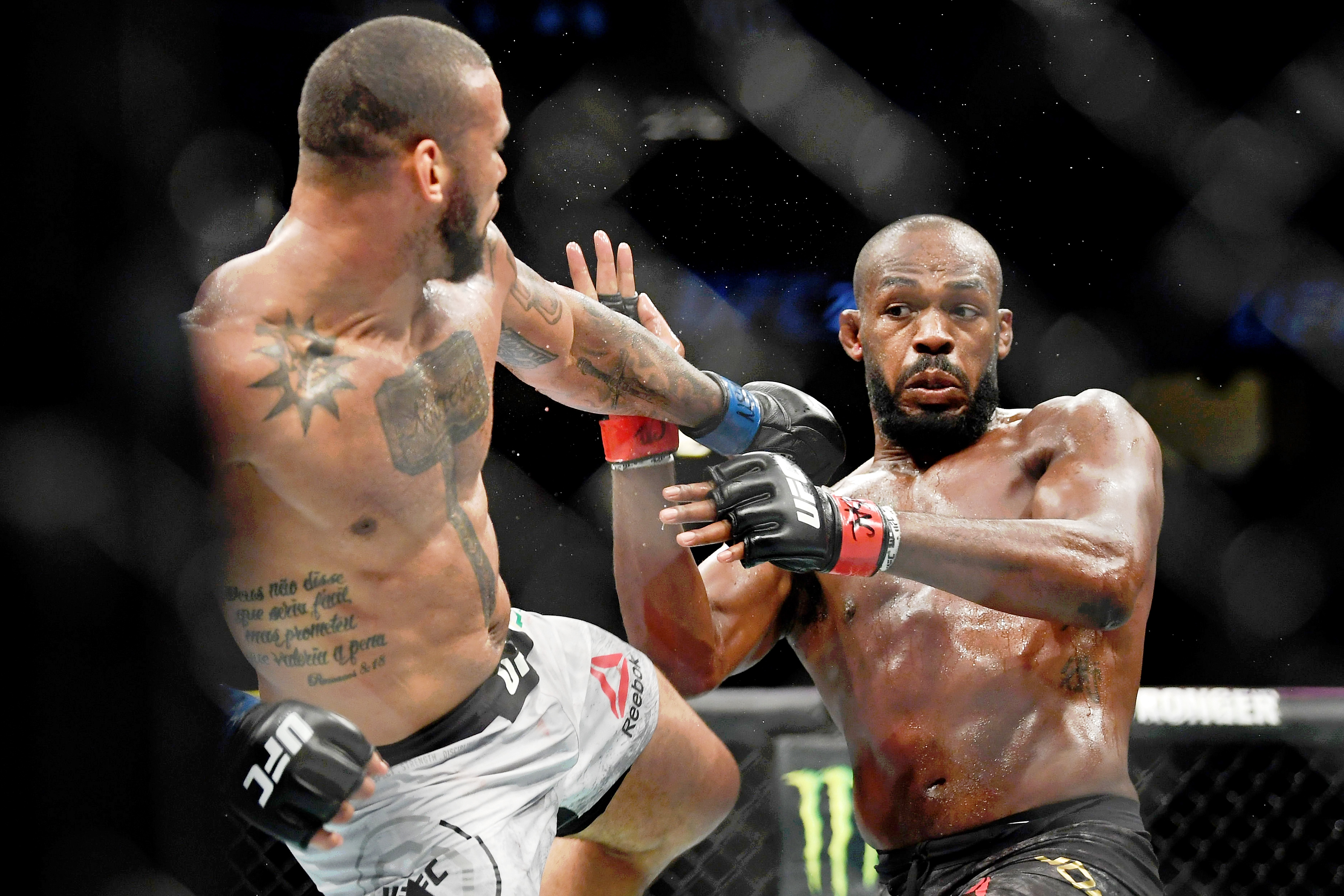 MMA: UFC 239-Jones vs Santos