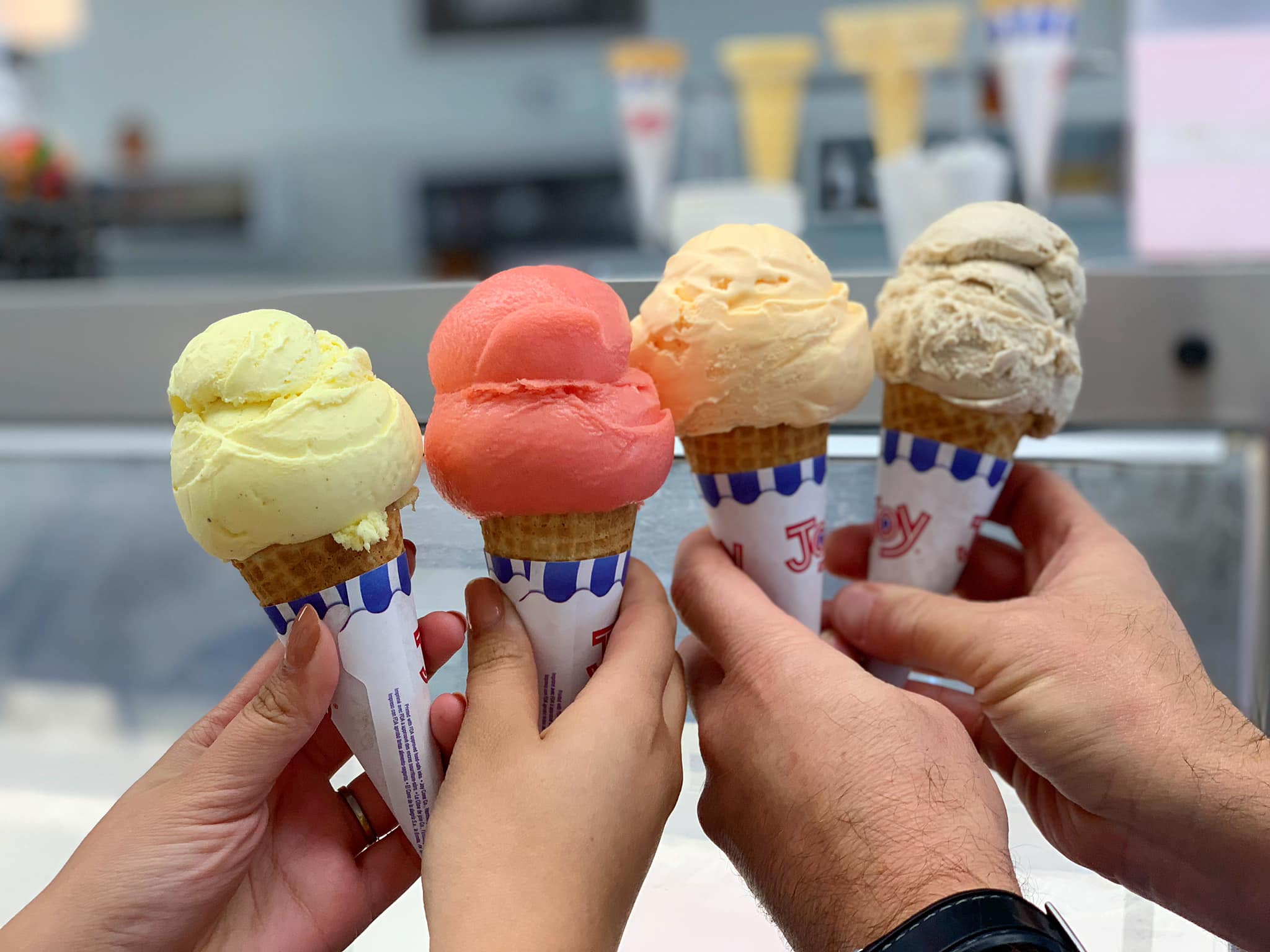 ice cream cones in hand fosselmans