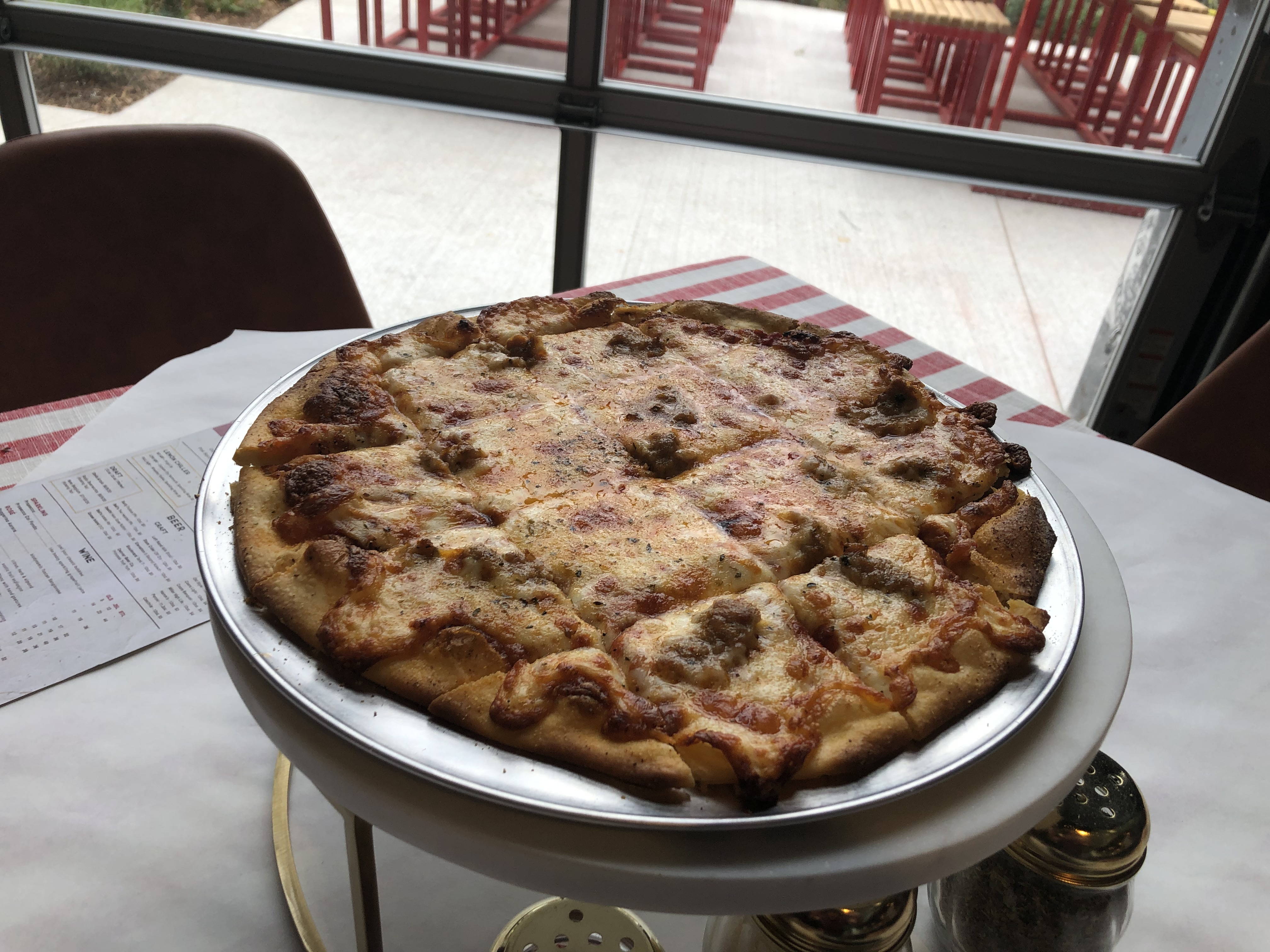 Grabowski’s Chicago Classic pizza