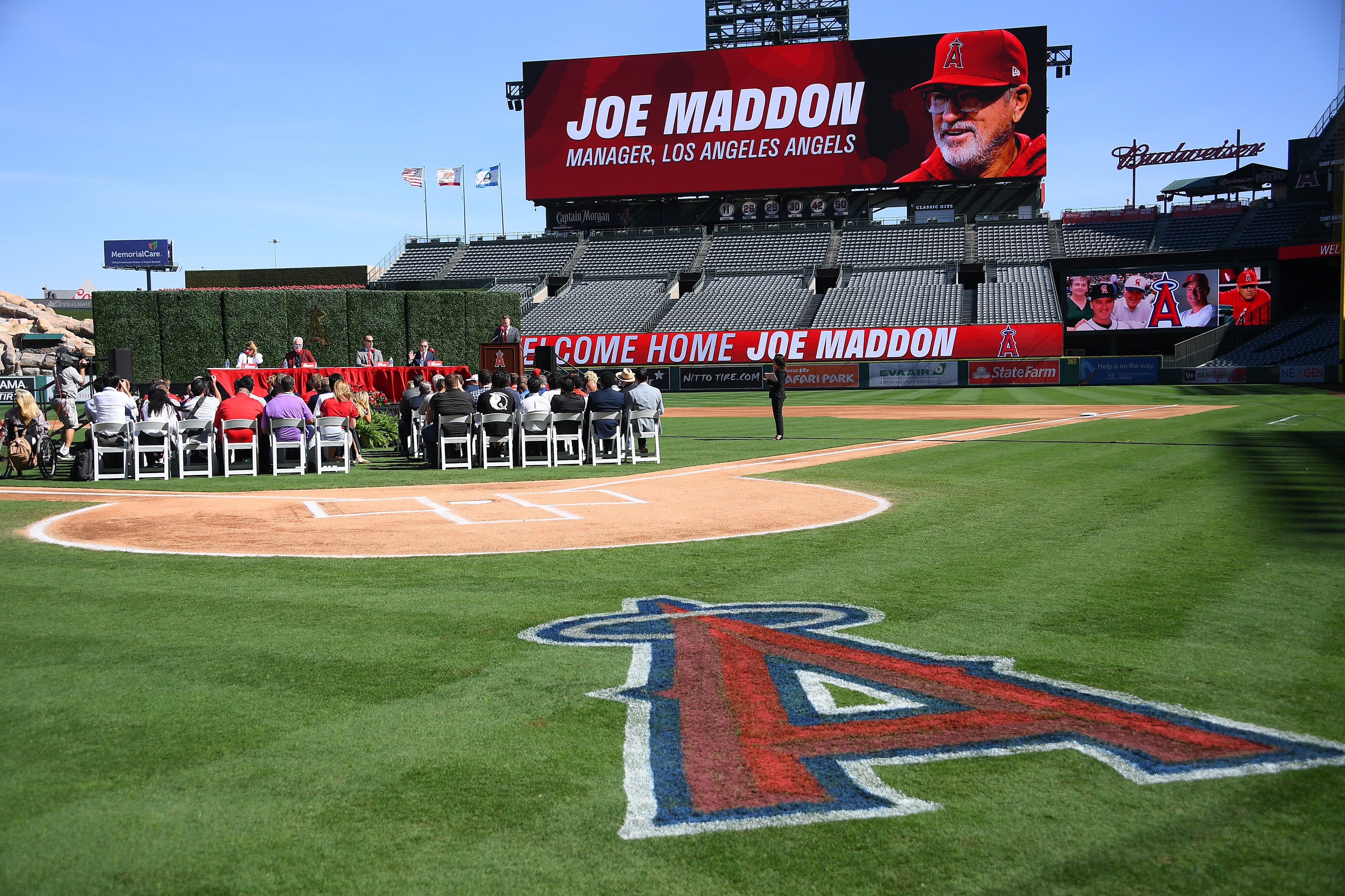 Los Angeles Angels Introduce Joe Maddon - News Conference