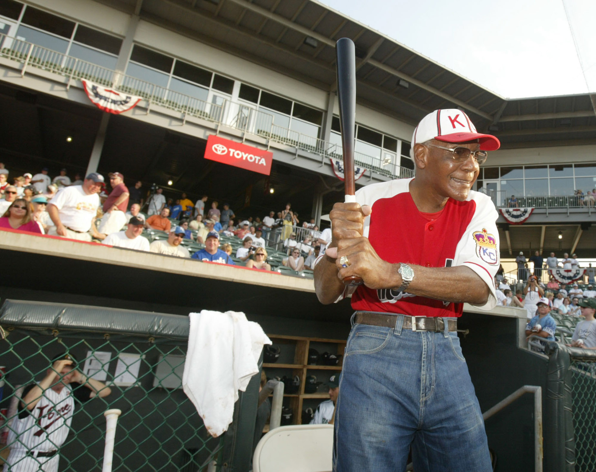 Buck O’Neil, 94, got ready for his turn at bat during the No