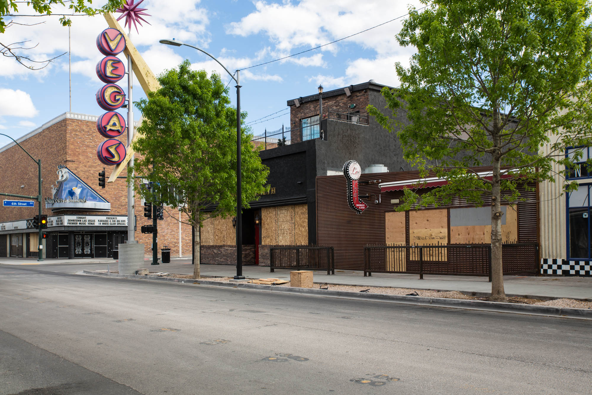 Bars and restaurants such as Commonwealth and Le Thai boarded up their windows when they closed due to the mandatory shutdown of nonessential businesses in Nevada.