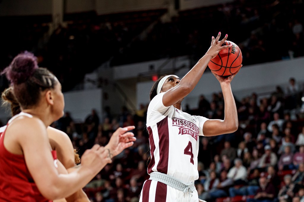 https://hailstate.com/galleries/womens-basketball/womens-basketball-vs-arkansas/starkville-ms-february-27-2020-mississippi-state-forward-center-jessika-carter-4-during-the-game-between-the-arkansas-razorbacks-and-the-mississippi-state-bulldogs-at-humphrey-coliseum-in-starkville-ms-photo-by-austin-perryman/5251/85224