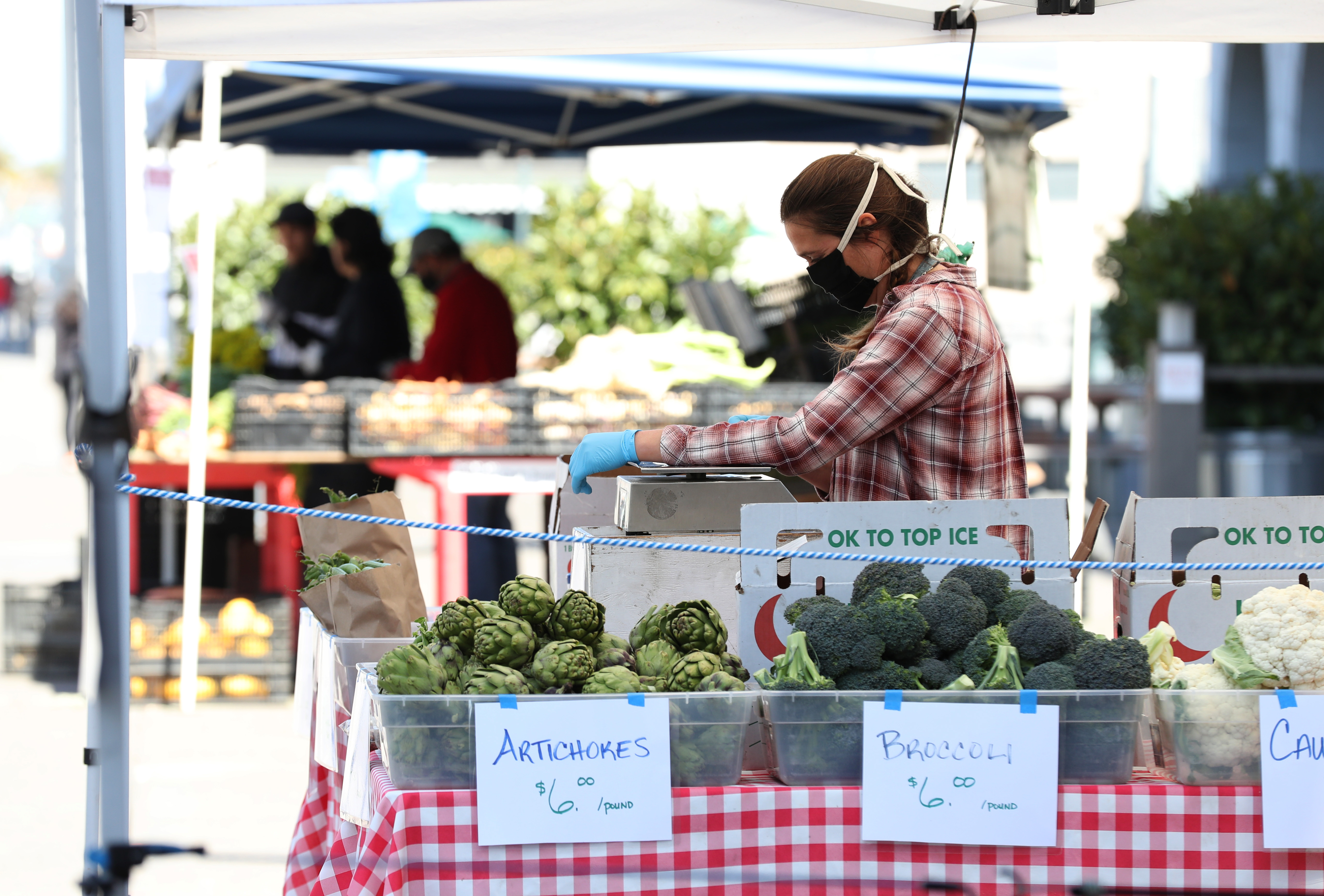 Farmers Markets Offer Safe Havens For Shoppers During COVID-19 Pandemic