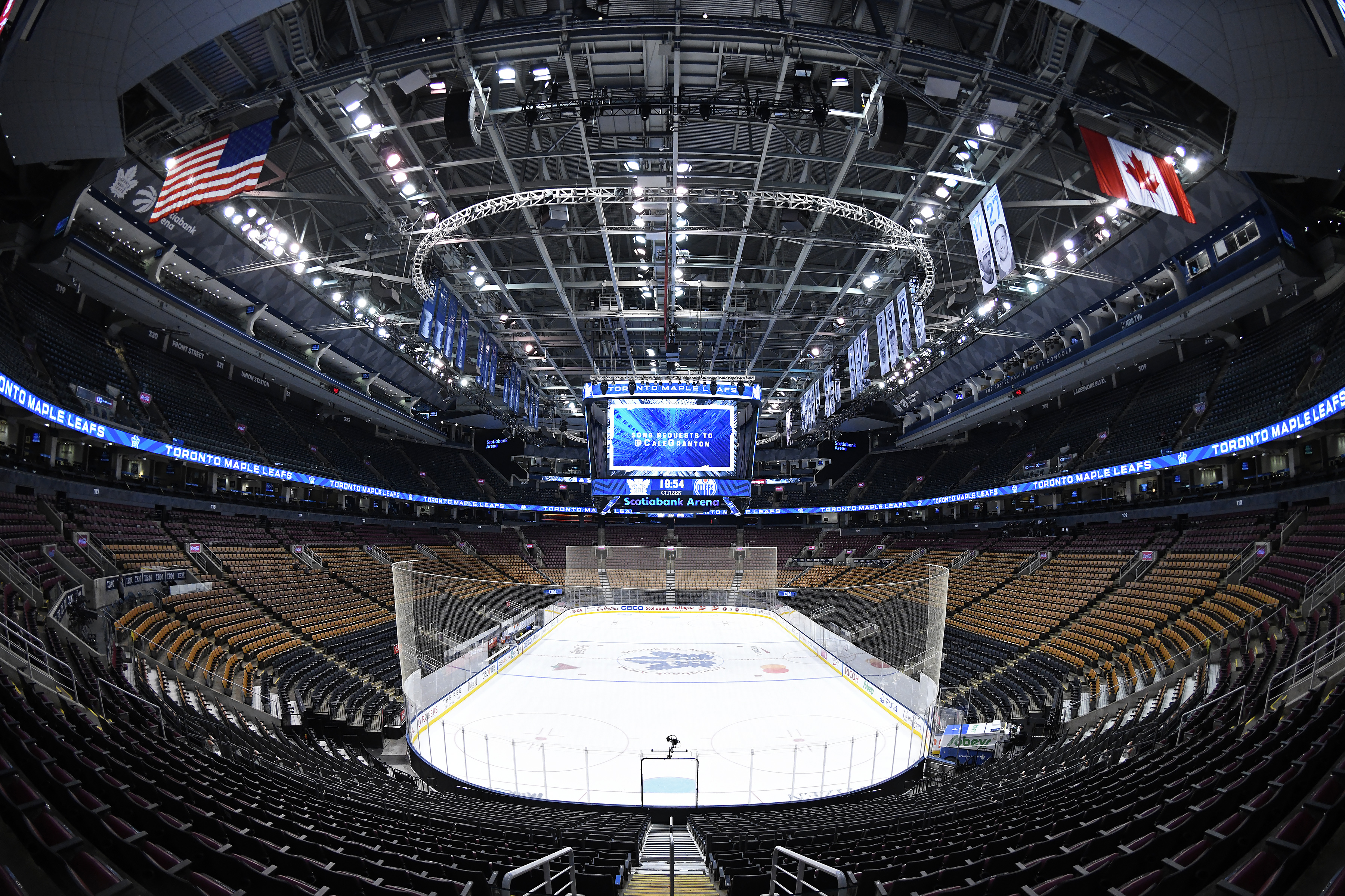 NHL: JAN 06 Oilers at Maple Leafs