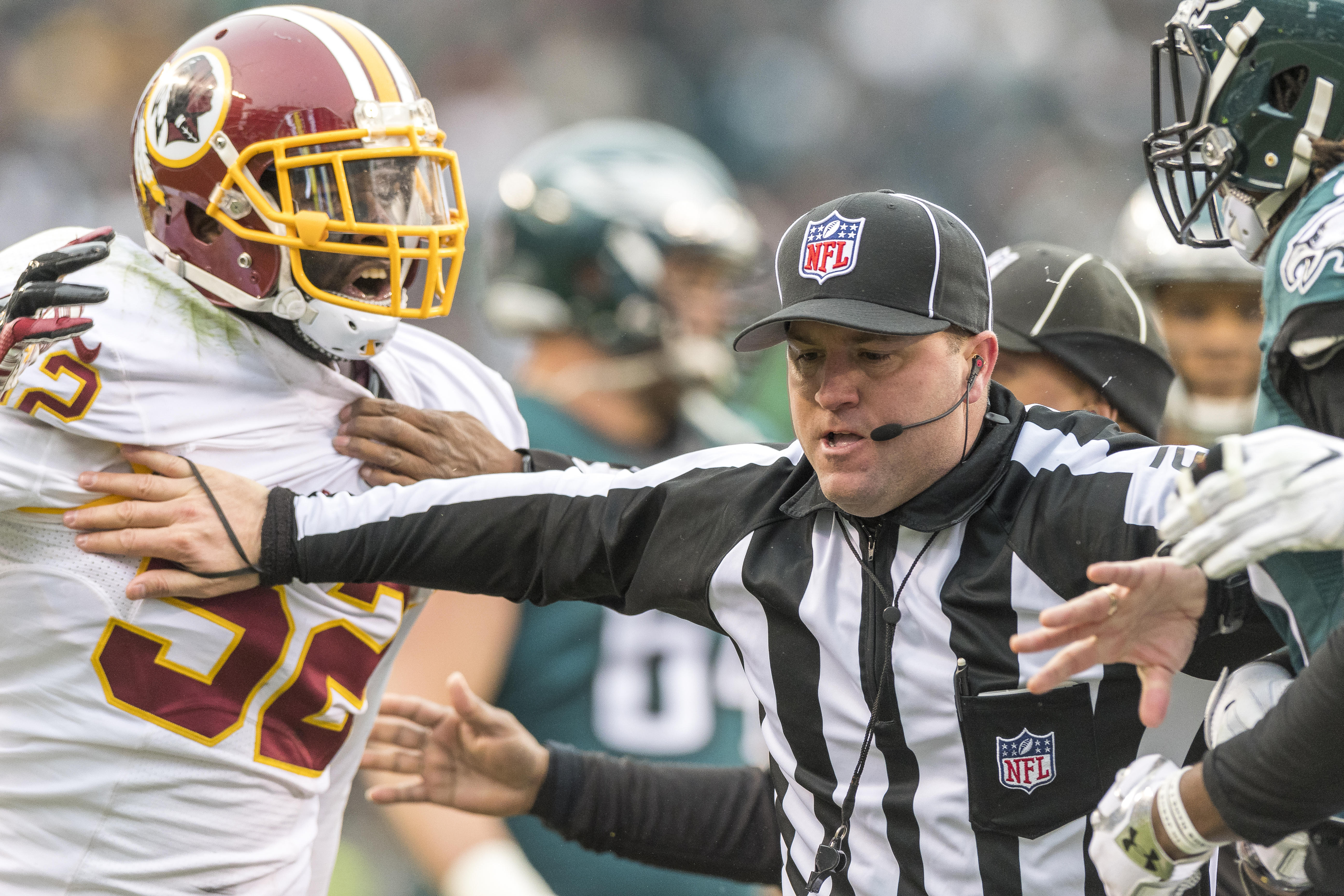 NFL: DEC 11 Redskins at Eagles