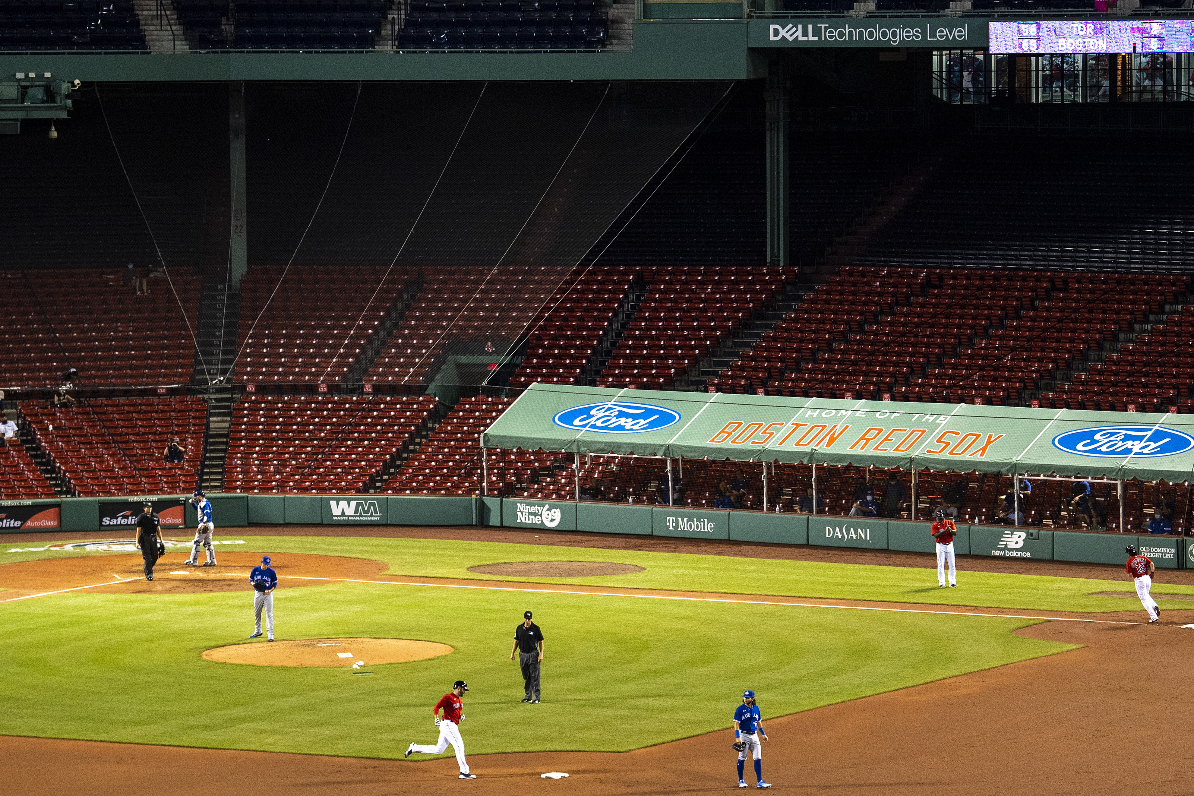 Toronto Blue Jays v Boston Red Sox