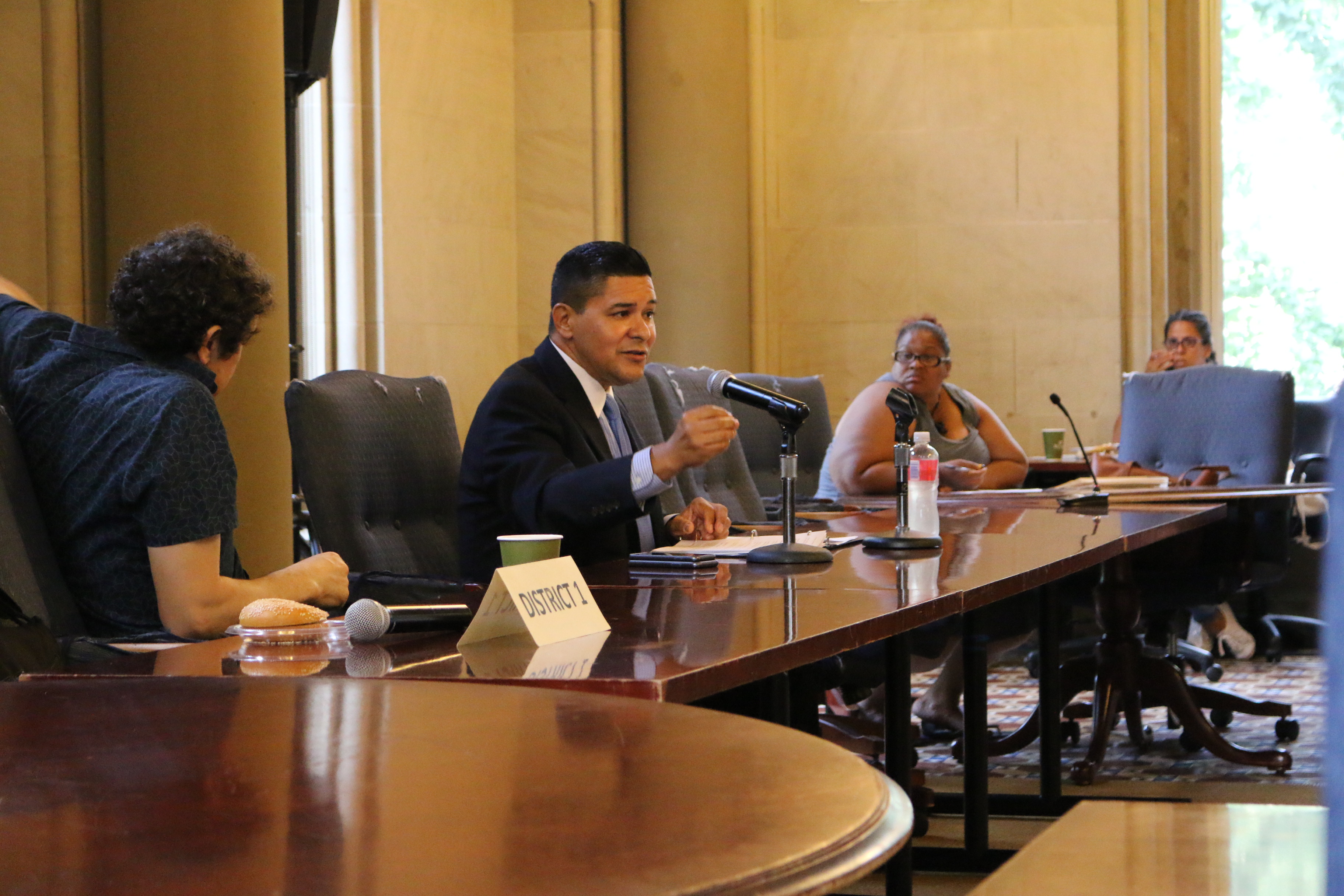 Richard Carranza speaks with members of the Chancellor’s Parent Advisory Council in August 2019. He told the group on Thursday that 