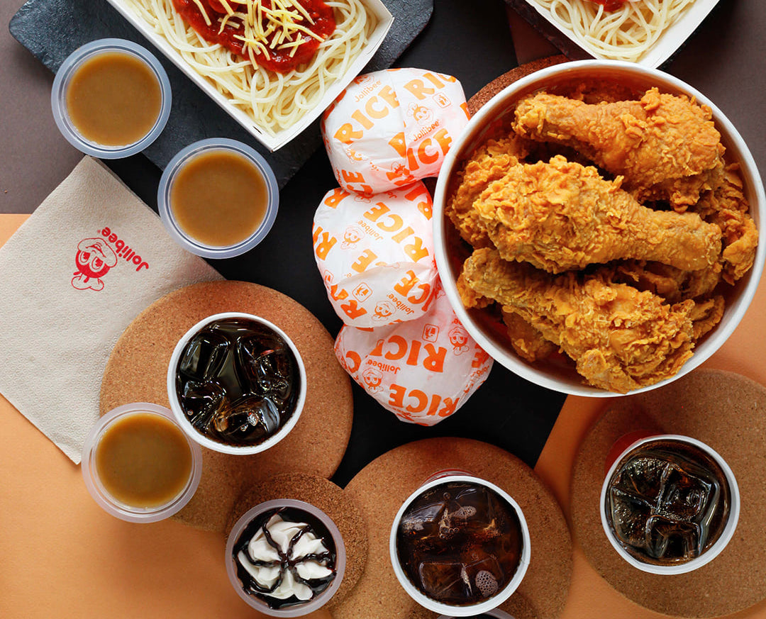 Fried chicken, biscuits, and spaghetti at Jollibee