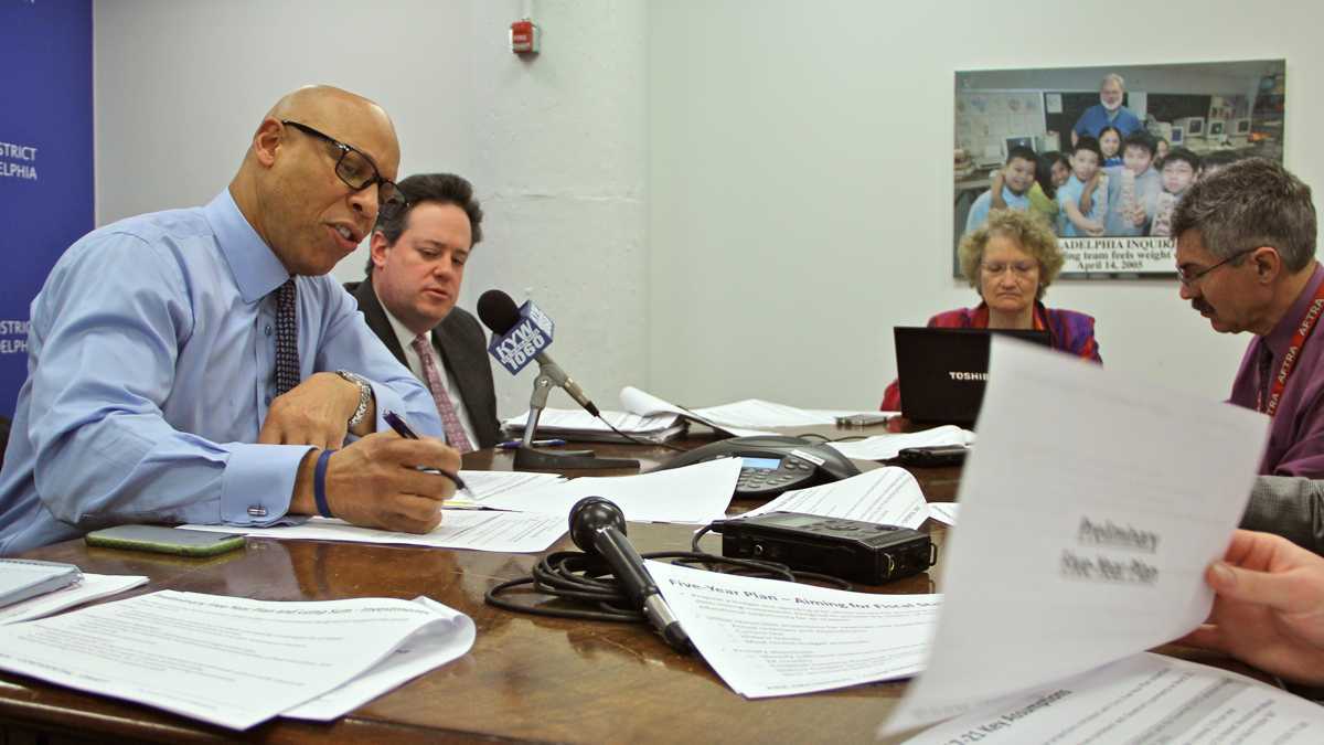 Philadelphia Superintendent William Hite joined other area superintendents this week calling for charter funding reform.