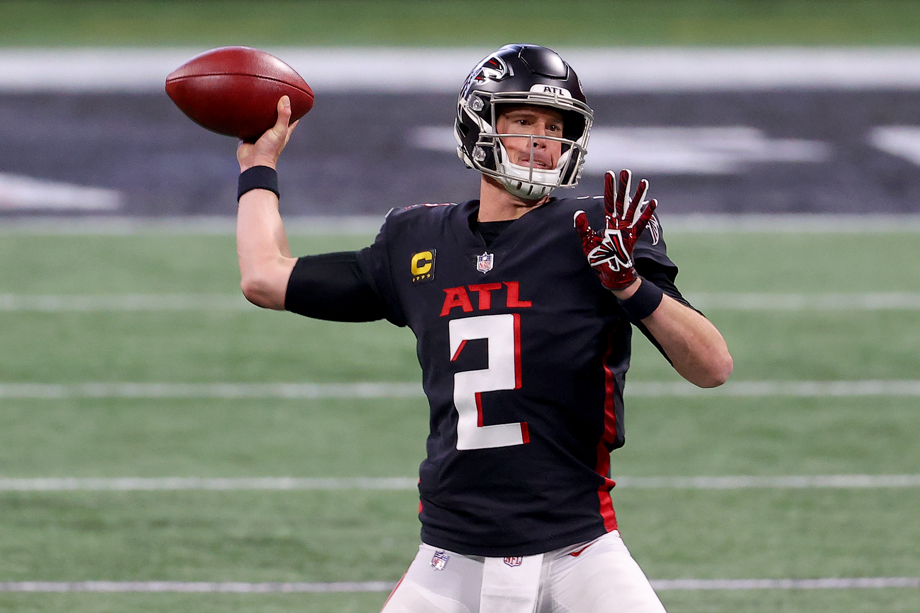 &nbsp;Matt Ryan #2 of the Atlanta Falcons throws a pass against the Tampa Bay Buccaneers during the first quarter in the game at Mercedes-Benz Stadium on December 20, 2020 in Atlanta, Georgia.