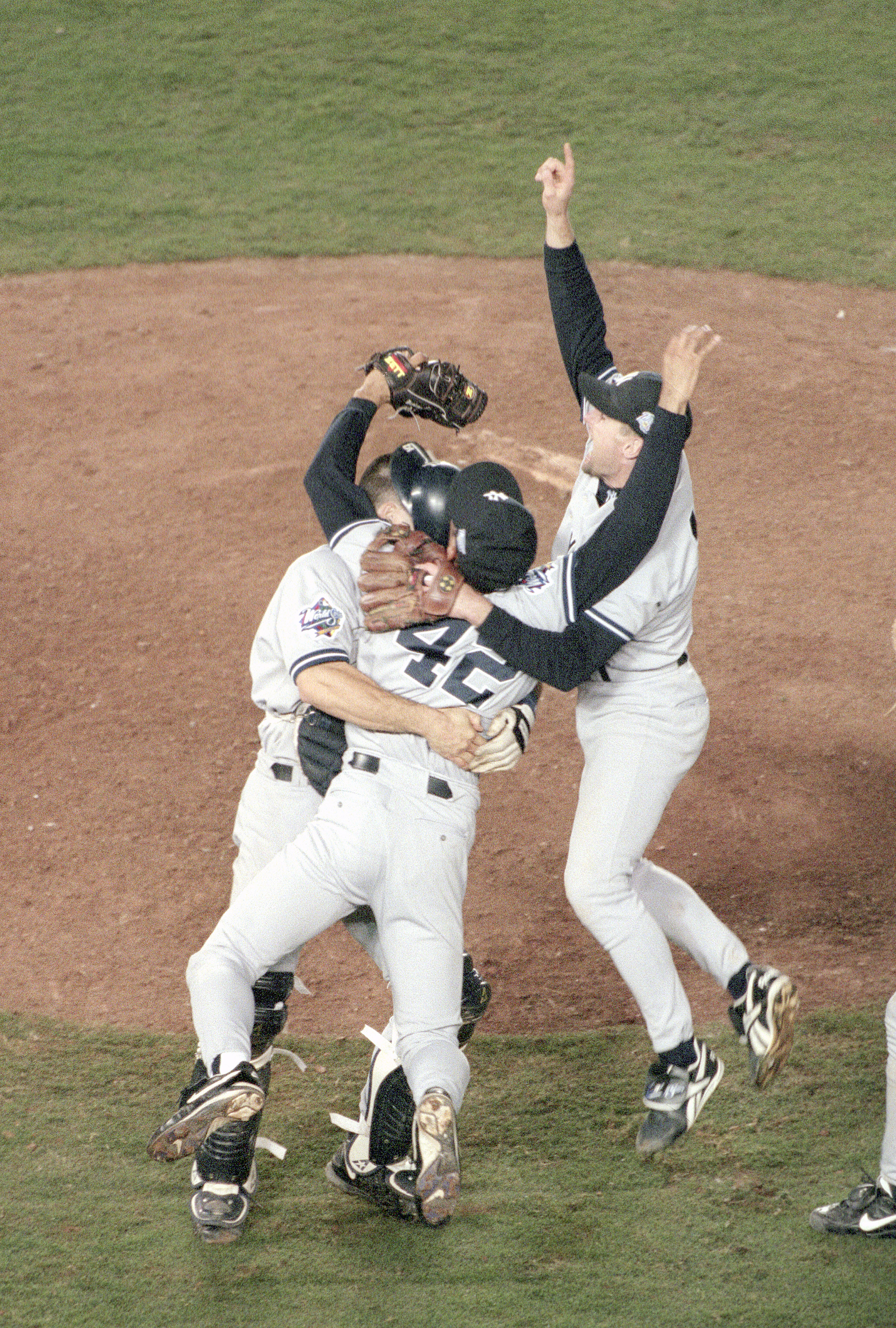 1998 World Series GM 4 - New York Yankees v San Diego Padres