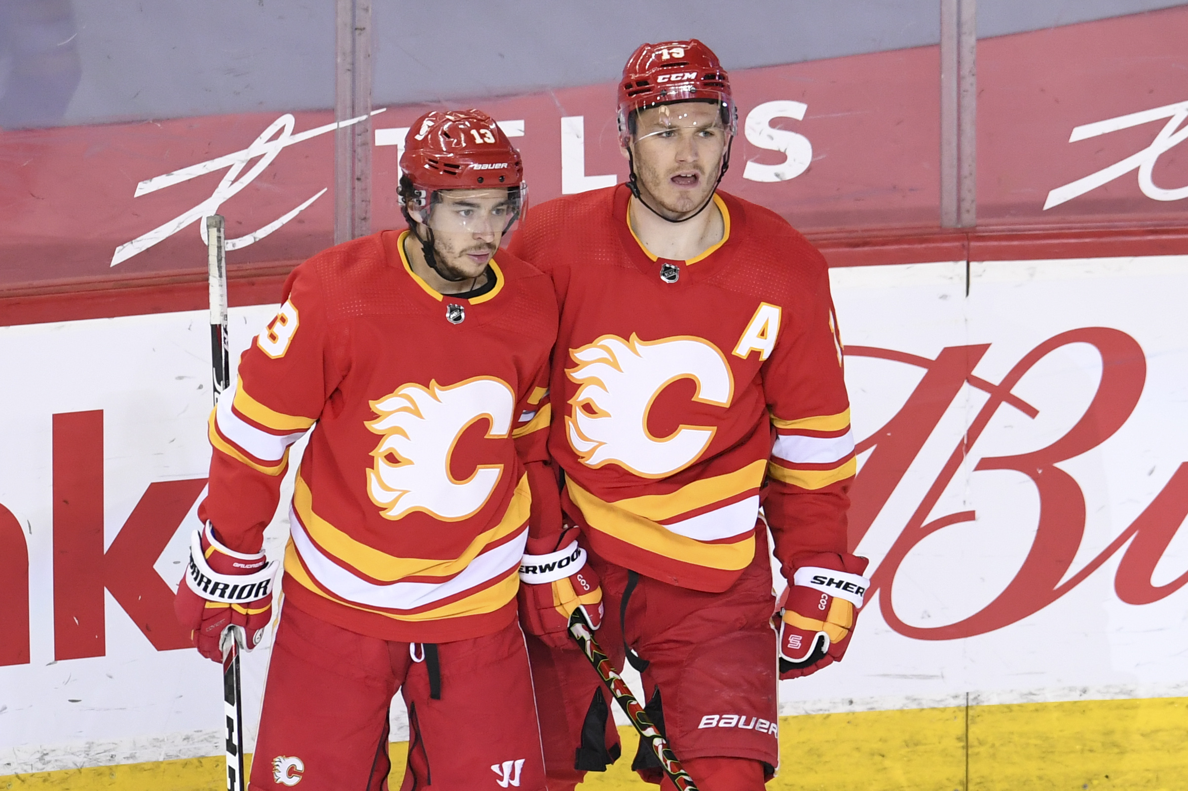 NHL: Vancouver Canucks at Calgary Flames