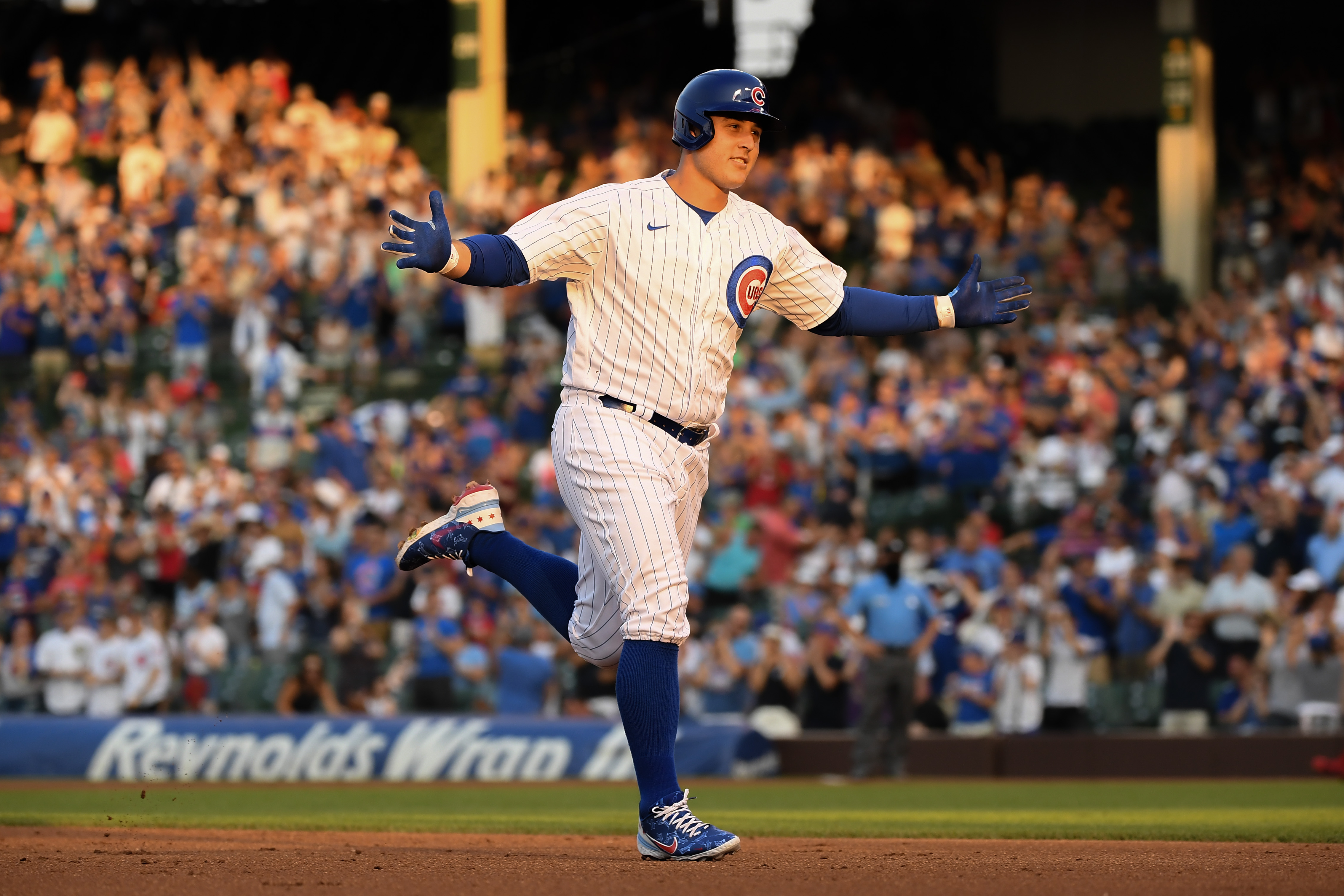 Boston Red Sox Trade Rumors: Is Anthony Rizzo the answer at first