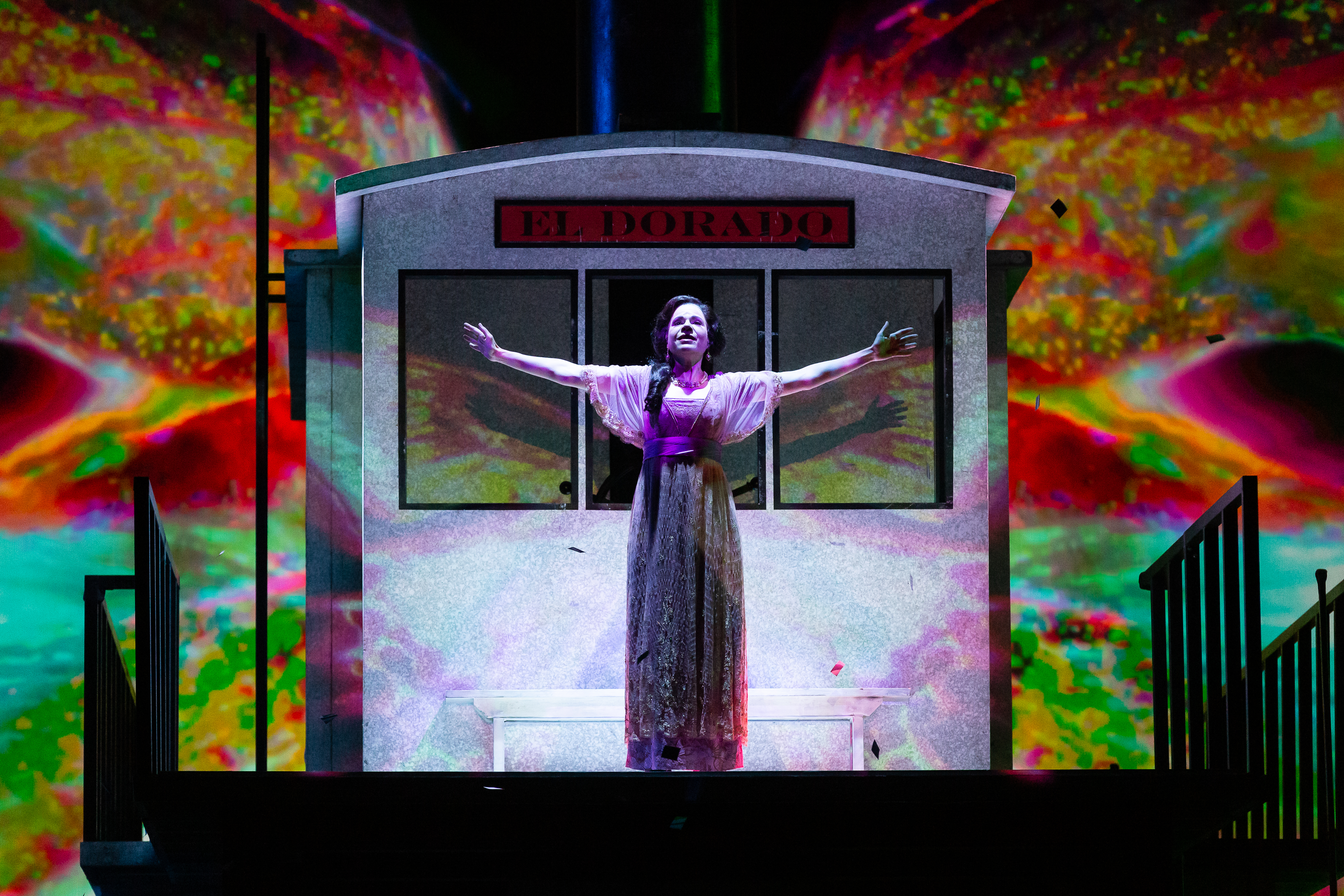Lyric Opera of Chicago will present the Spanish opera “Florencia en el Amazonas” in November.