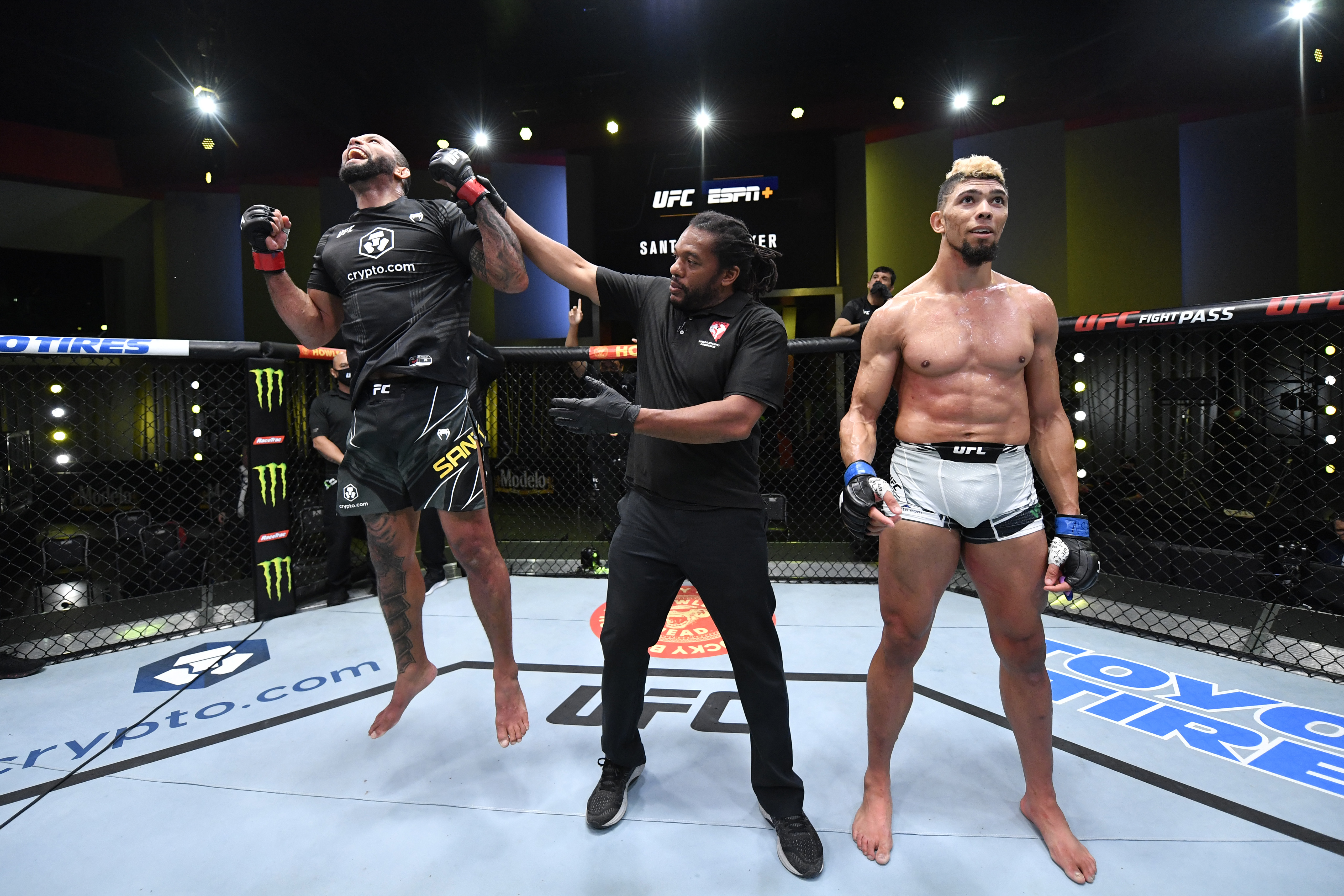 Thiago Santos took a decision over Johnny Walker&nbsp;at UFC Vegas 38