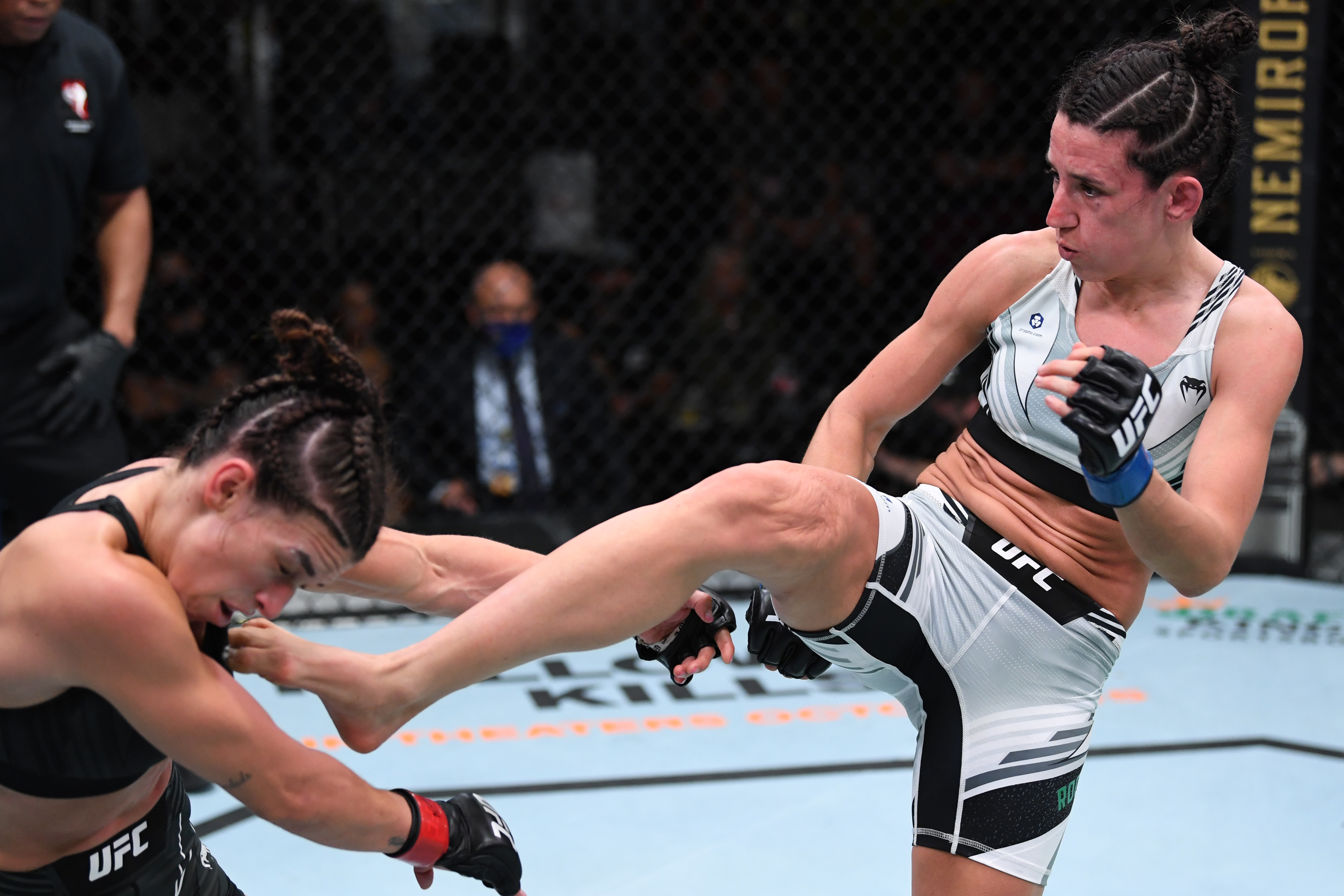 Marina Rodriguez beat Mackenzie Dern in the UFC Vegas 39 headliner.
