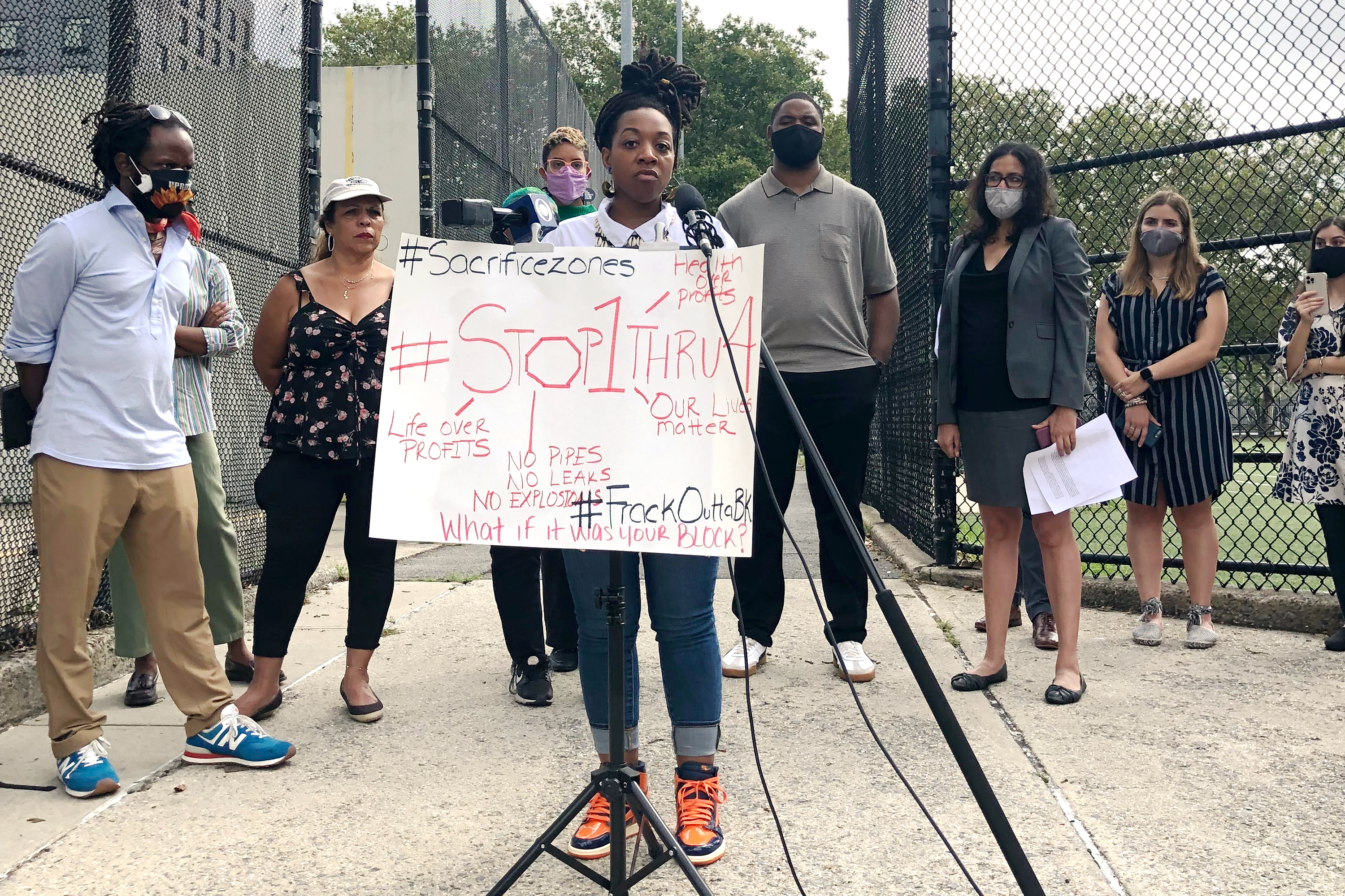Residents and lawyers representing Brooklyn community groups call for investigations into the Metropolitan Reliability Infrastructure project, a gas pipeline that’s snaking through Brownsville, Ocean Hill, Bushwick and East Williamsburg.