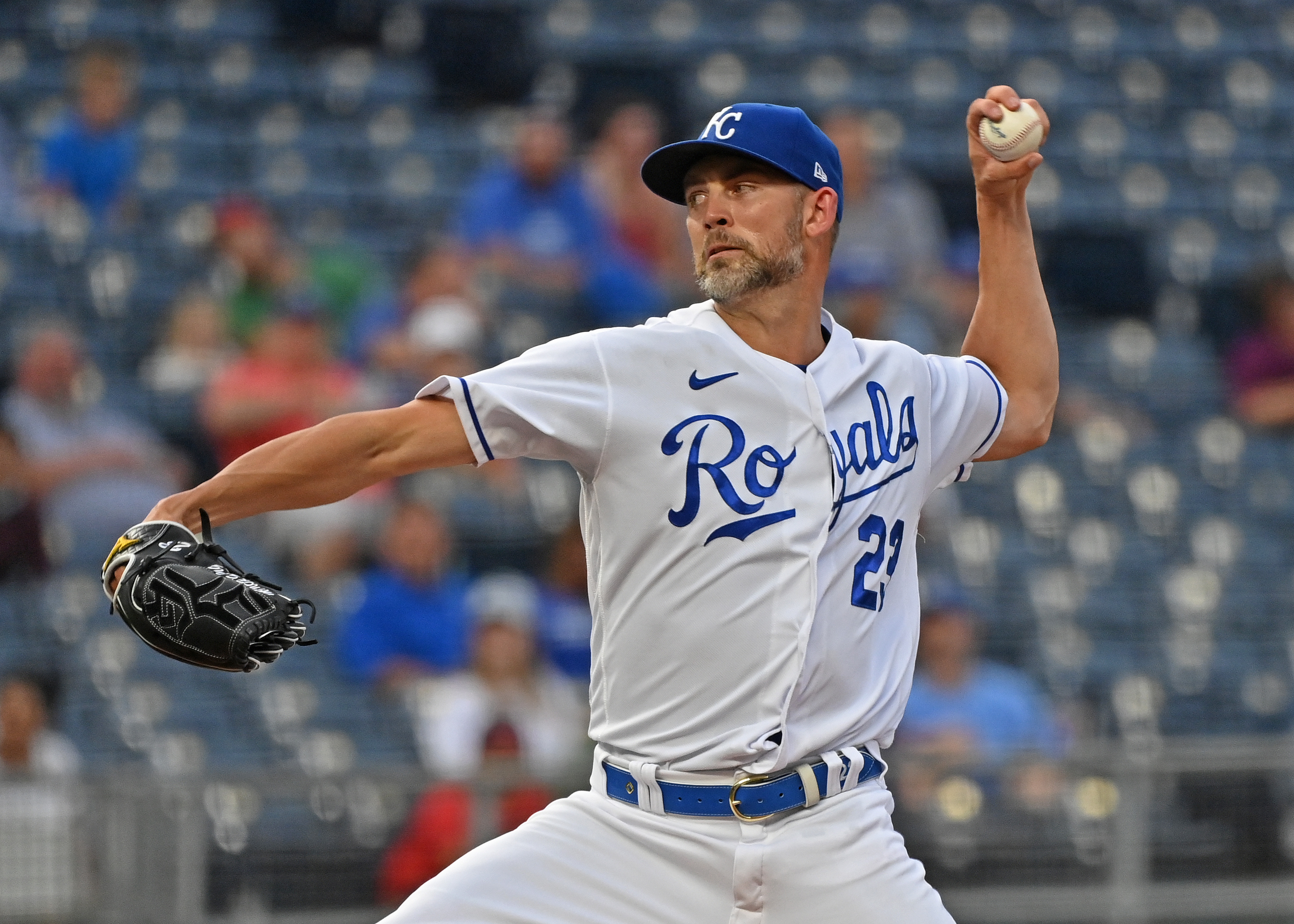 Kansas City Royals starting pitcher Mike Minor (23) delivers a pitch during the first inning against the Cleveland Indians at Kauffman Stadium.