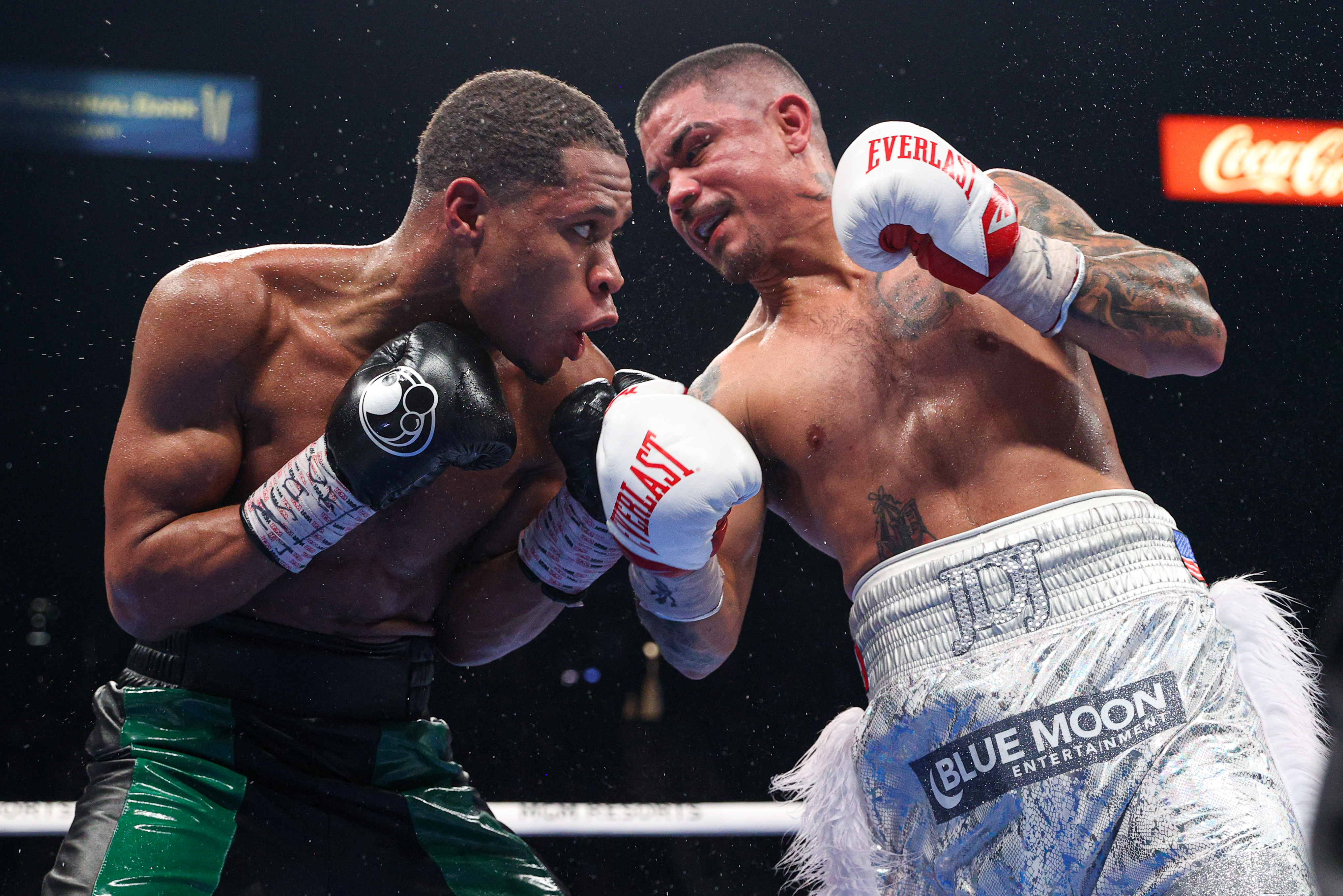 Devin Haney was just a bit too much for JoJo Diaz Jr, retaining his WBC belt