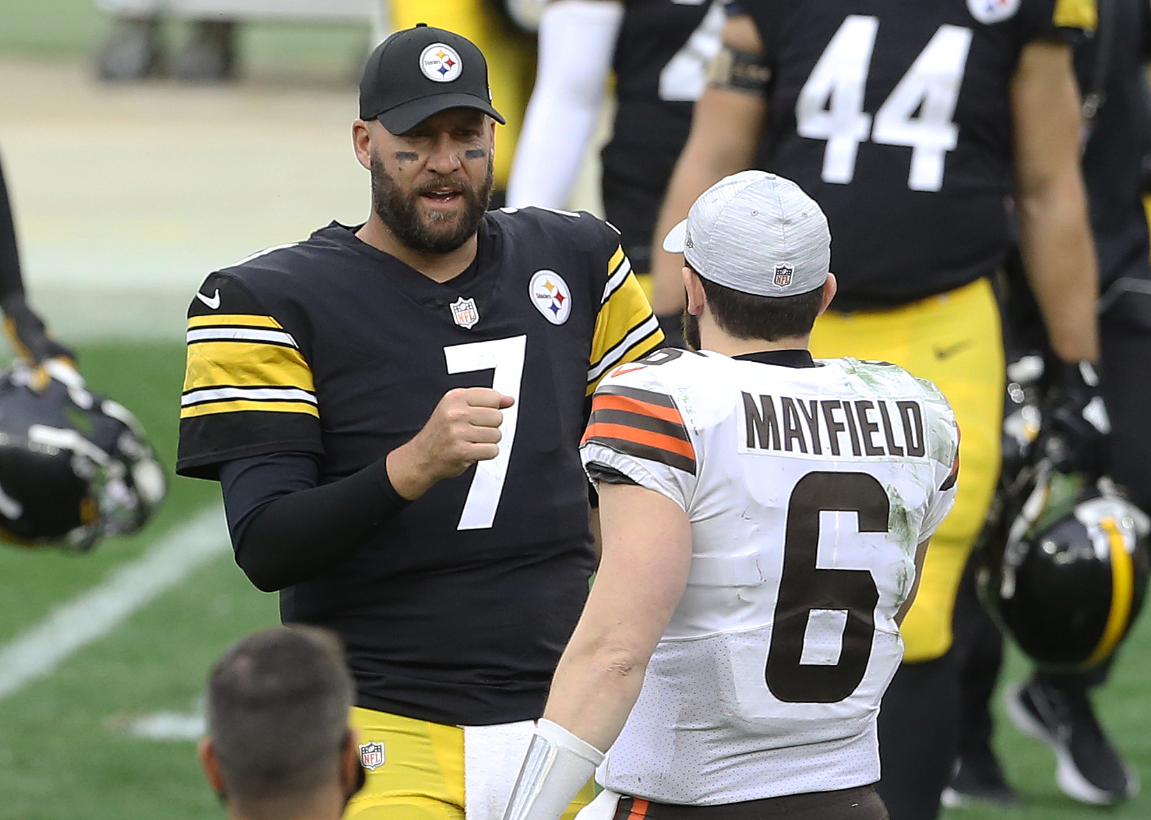 Pittsburgh Steelers quarterback Ben Roethlisberger (7) and Cleveland Browns quarterback Baker Mayfield (6) meet at mid-field after a game at Heinz Field.