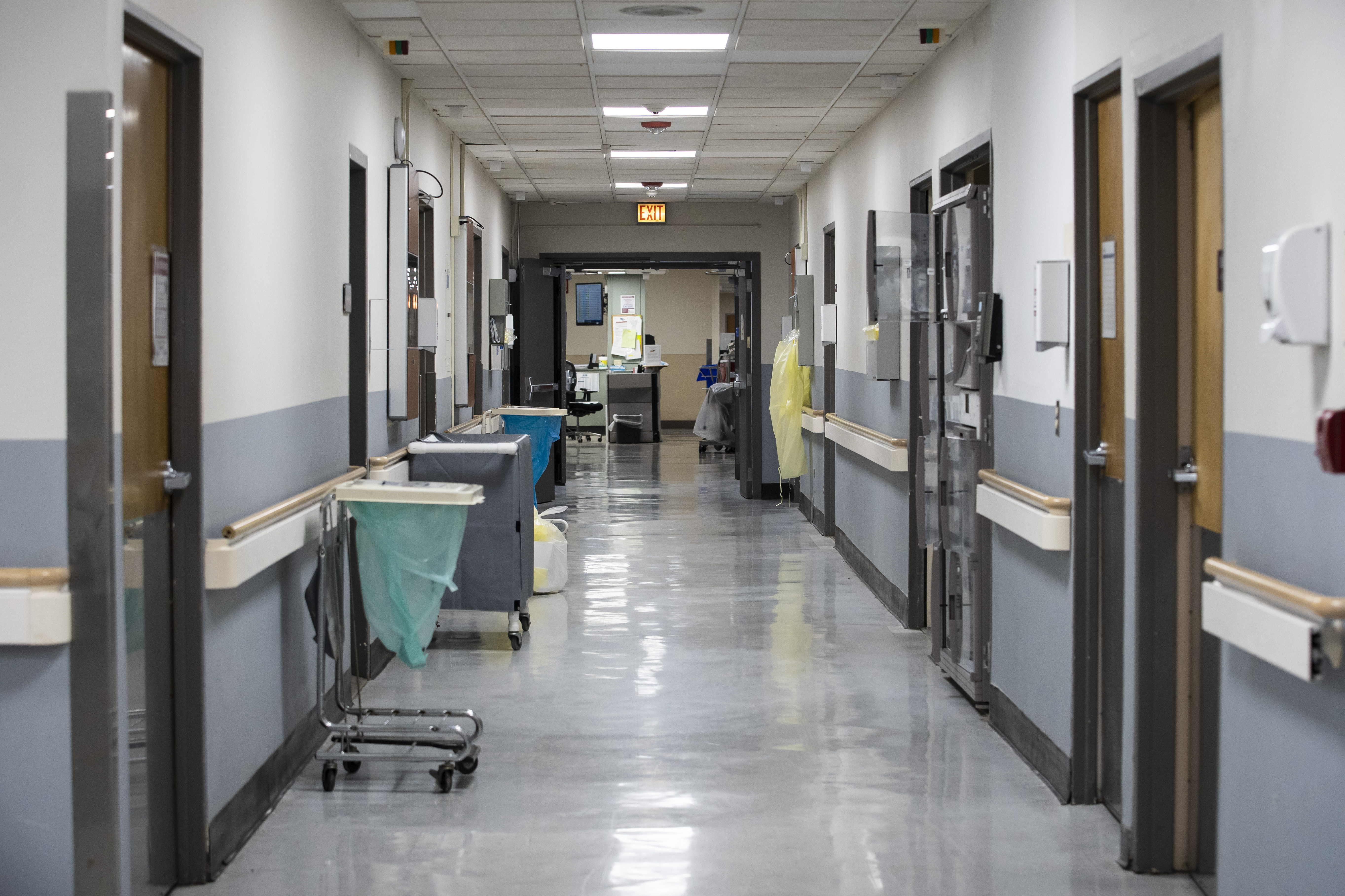 Roseland Community Hospital’s COVID-19 unit, pictured last year. Average daily cases, hospitalizations and deaths in Illinois are at the highest levels seen in about 10 months.